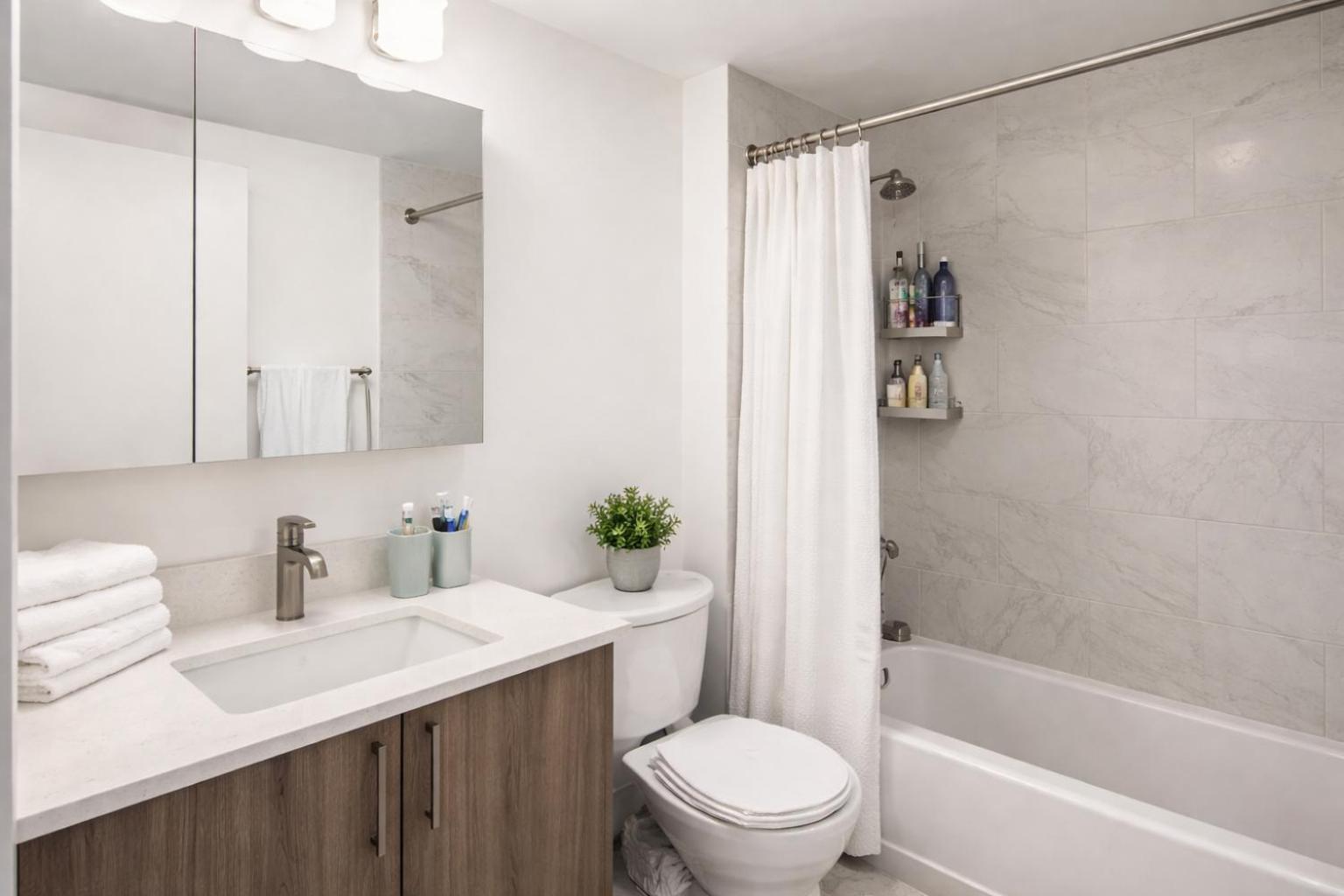 Apartment Stylish Downtown Brooklyn Near Subway & Manhattan