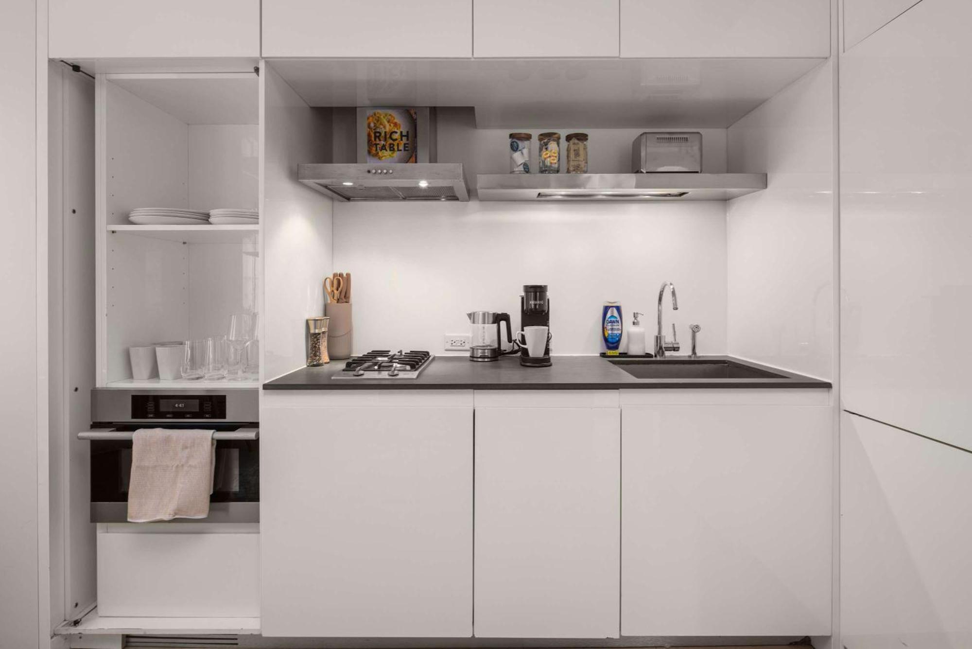 Apartment Chic Nyc Retreat Beside Broadway New York