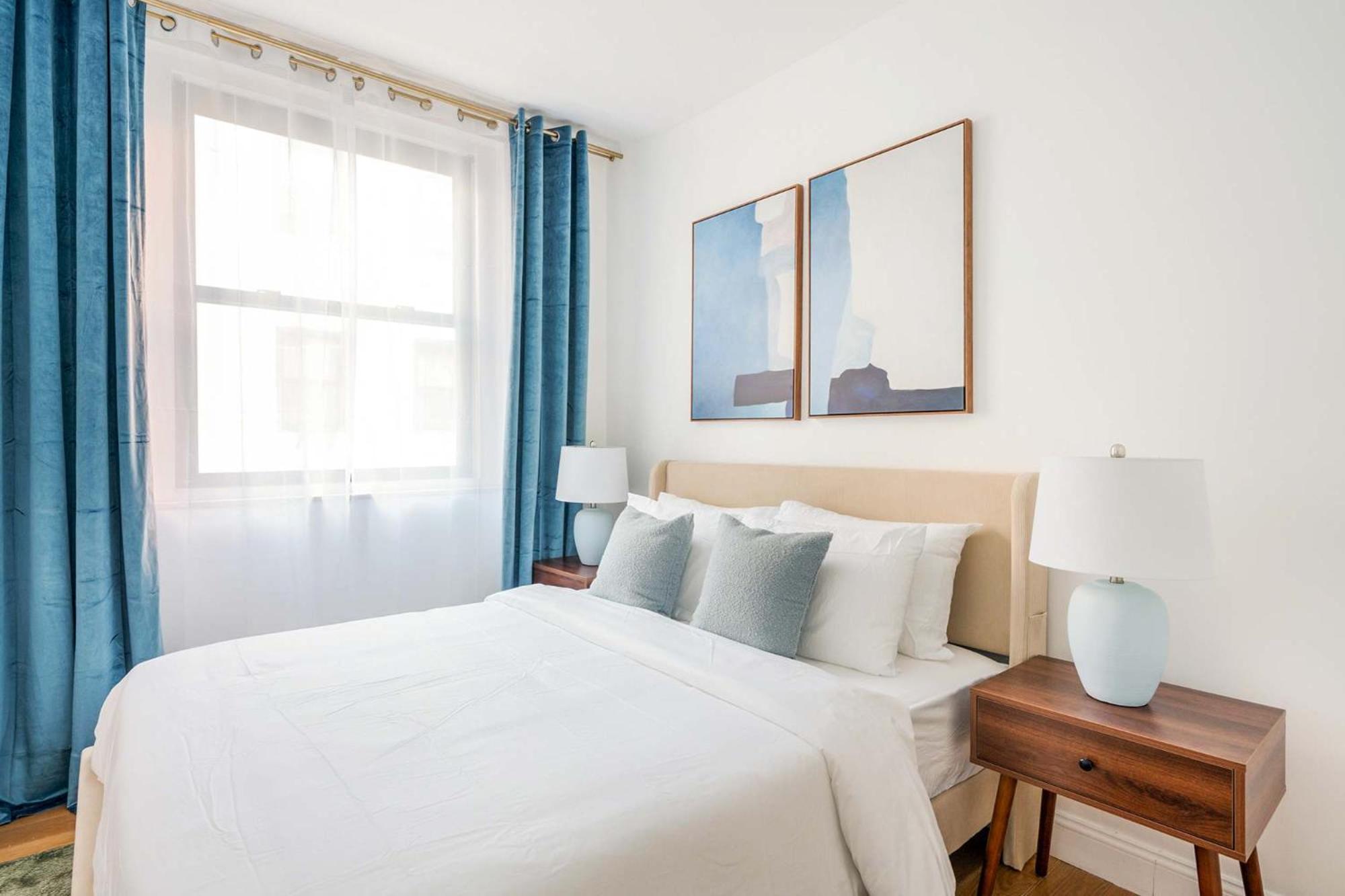 26a-2 Spacious Brand New Fully Furnished 2-bedroom In Prime Murray Hill Move-in Ready Apartment *