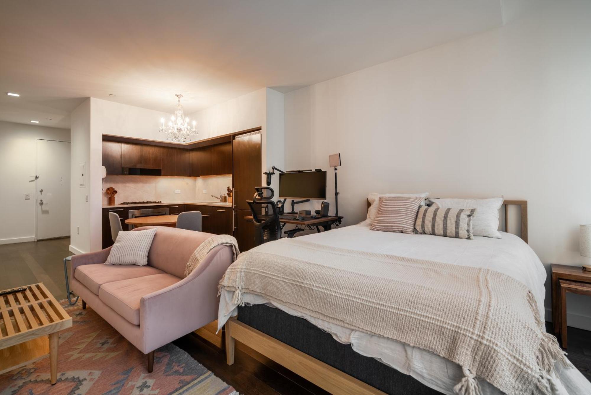 Apartment Fidi W Work Setup By Anyplace - 10254 *