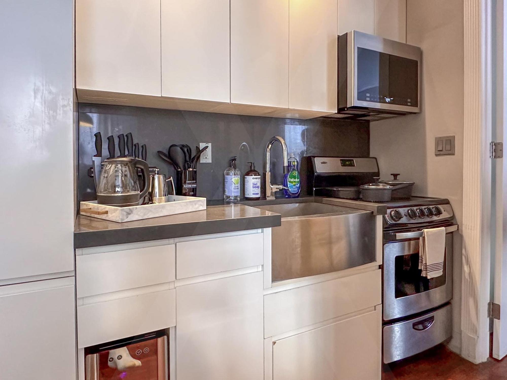 Apt5 - East Harlem, Manhattan By Monthier *