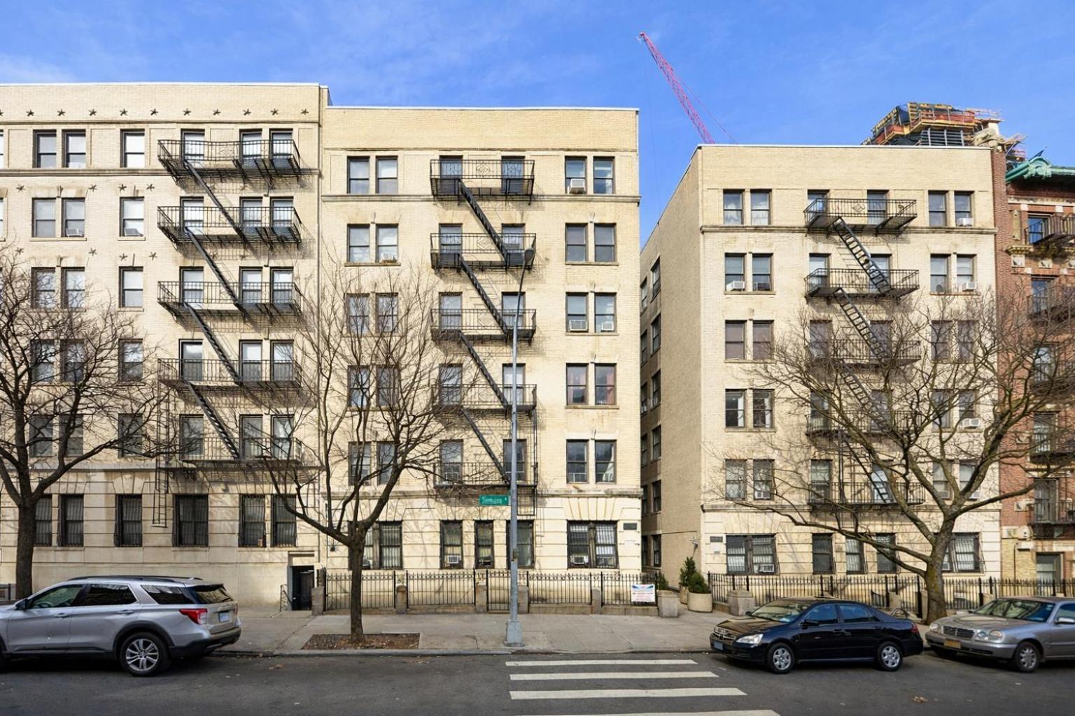 Apartment Bright & Modern Near Subway & Columbia *