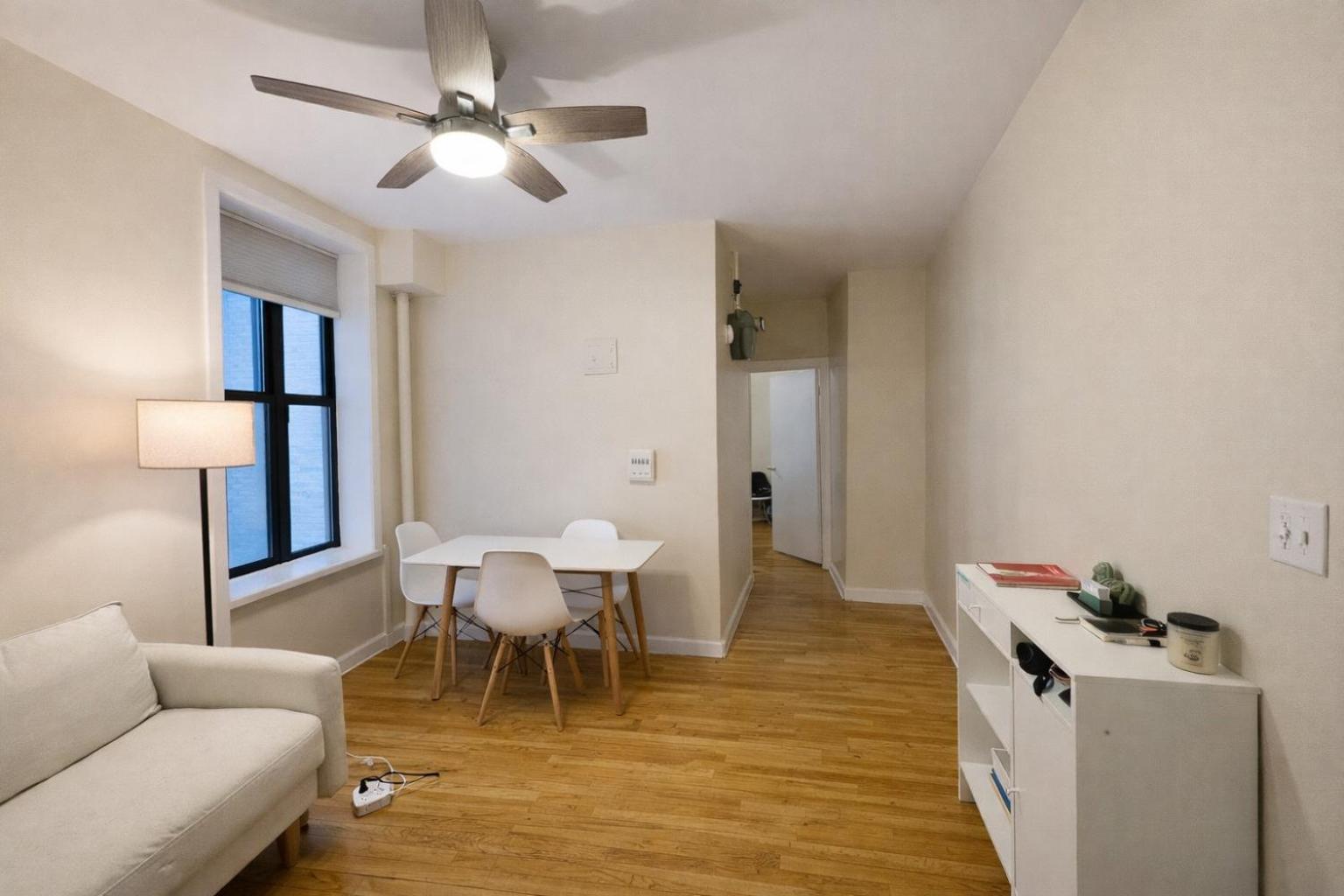 Apartment Bright & Modern Near Subway & Columbia New York