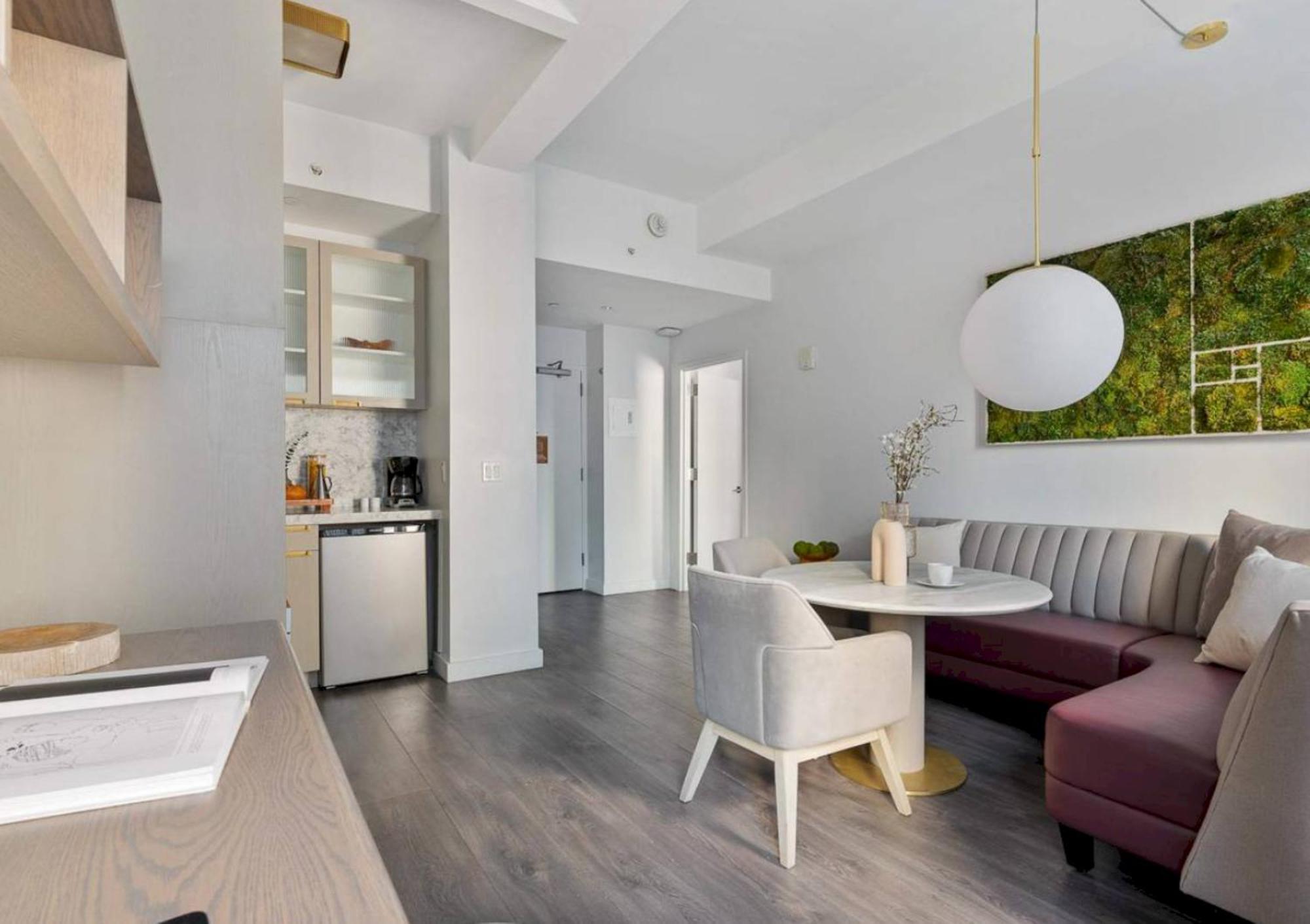 Alluring And Spacious 1 Bed 1 Bath