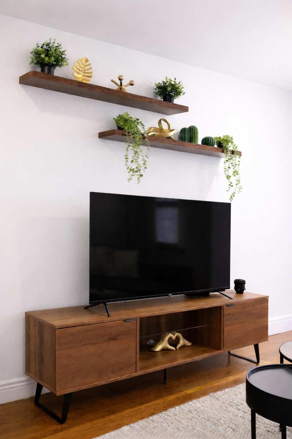 Hip Nyc Hideaway In Lively East Village Apartment New York