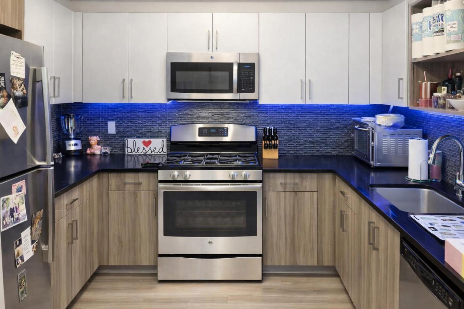 Stylish Downtown Brooklyn Near Subway & Manhattan Apartment