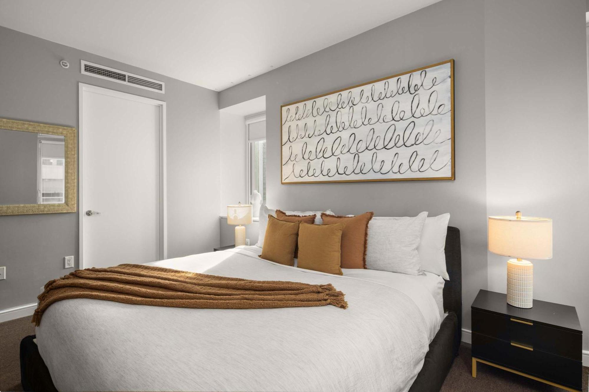 Chic Nyc Retreat Beside Broadway