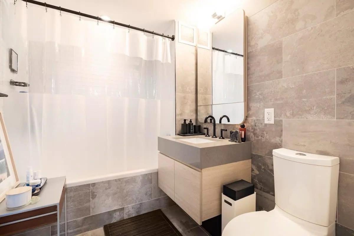 Beautiful Modern In Luxury Building *