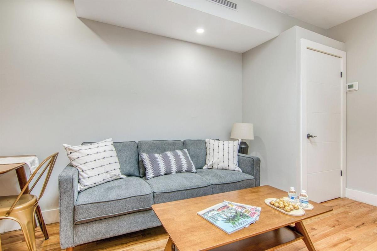 Pent House On Bruckner New Luxe 2br 2ba King Bed Fast Wi-fi 15 Mins To Times Square Apartment *