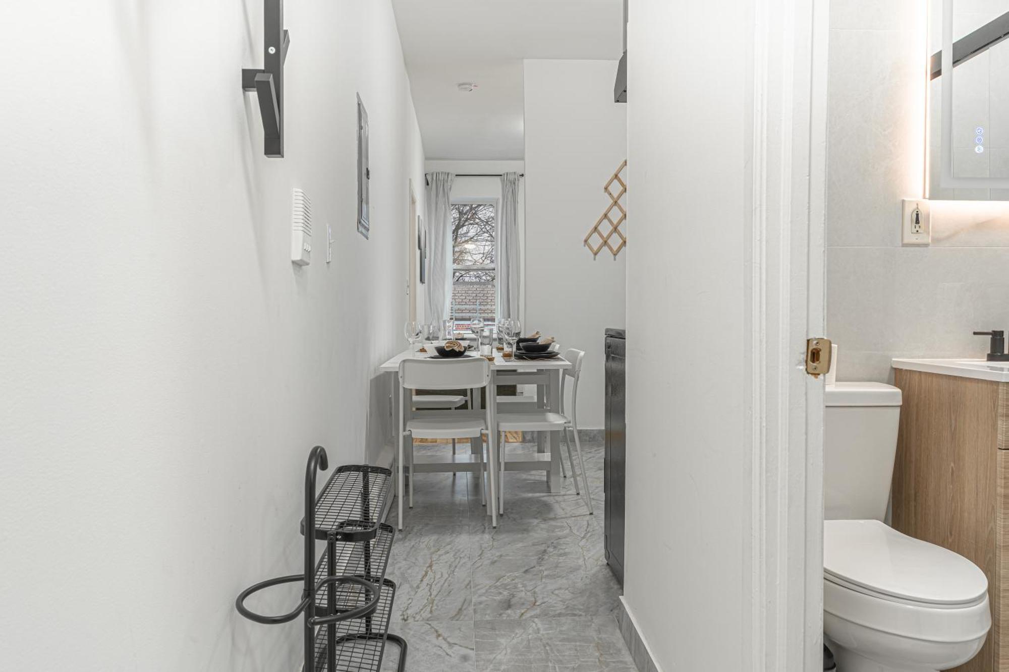 Apartment Modern Comfort 2br With Washer & Dryer Near Subway & Lga
