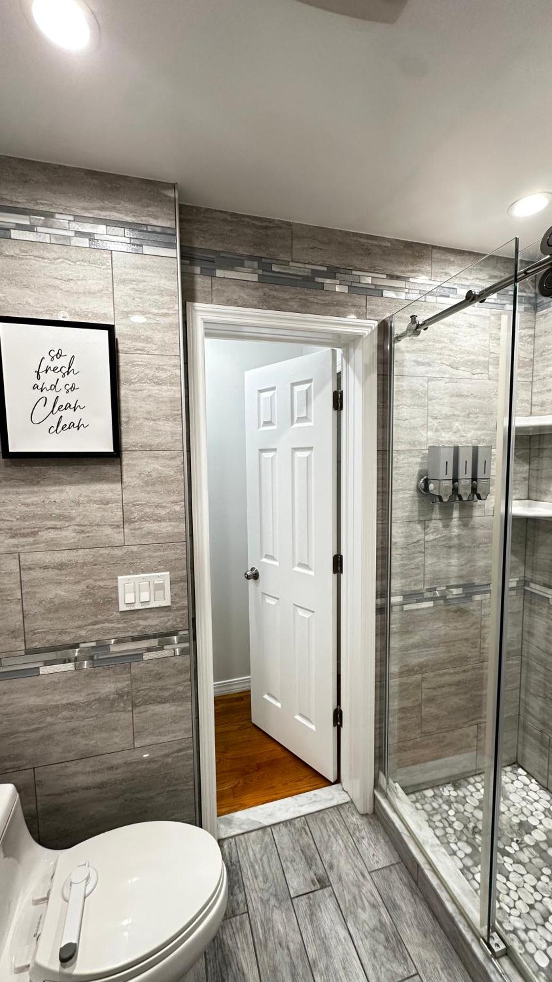 Cozy 2-person Near Jfk Airport & Shopping Area *