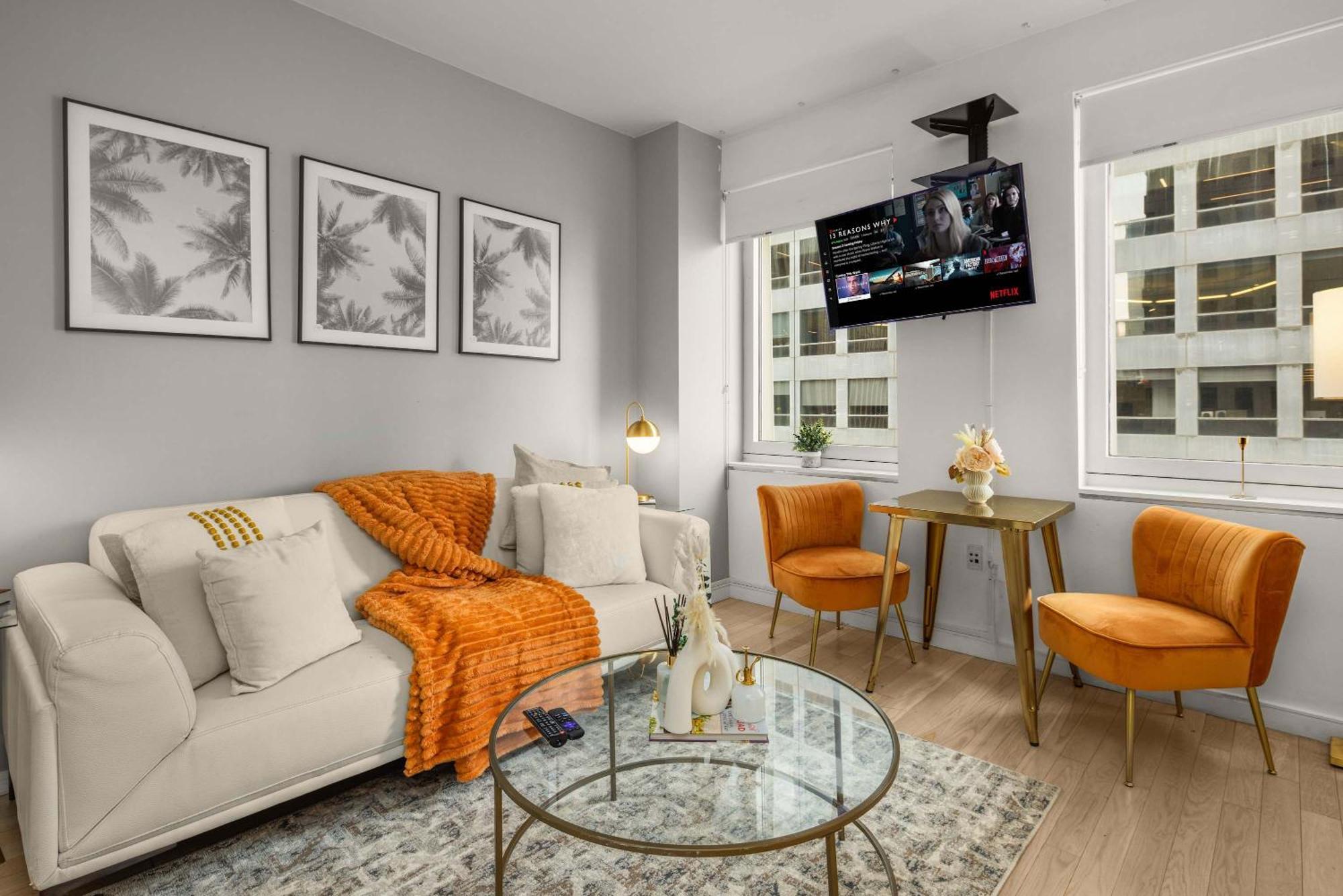 Apartment Chic Nyc Retreat Beside Broadway New York