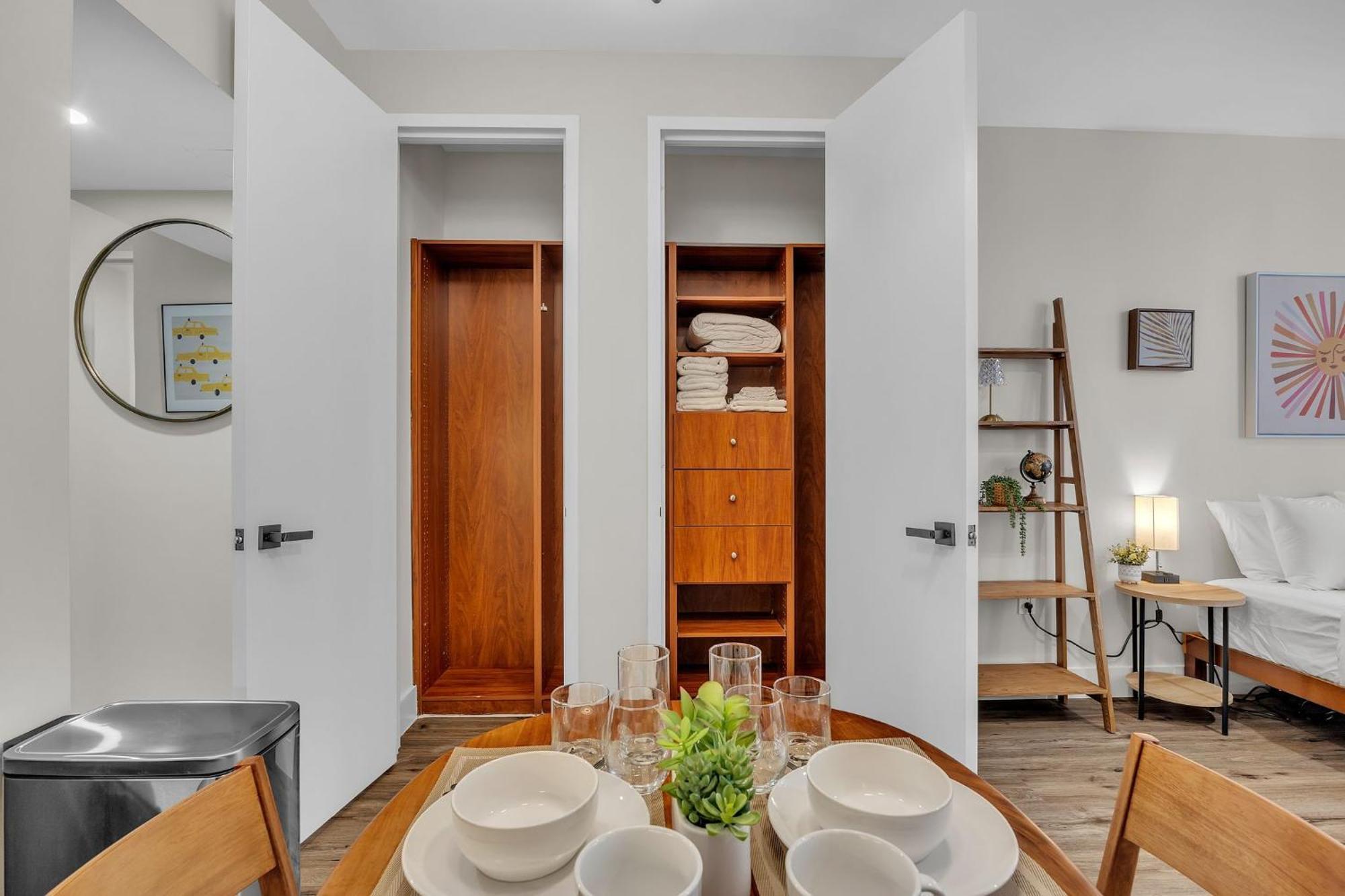 Apartment Fidi W Work Setup By Anyplace - 11679 *