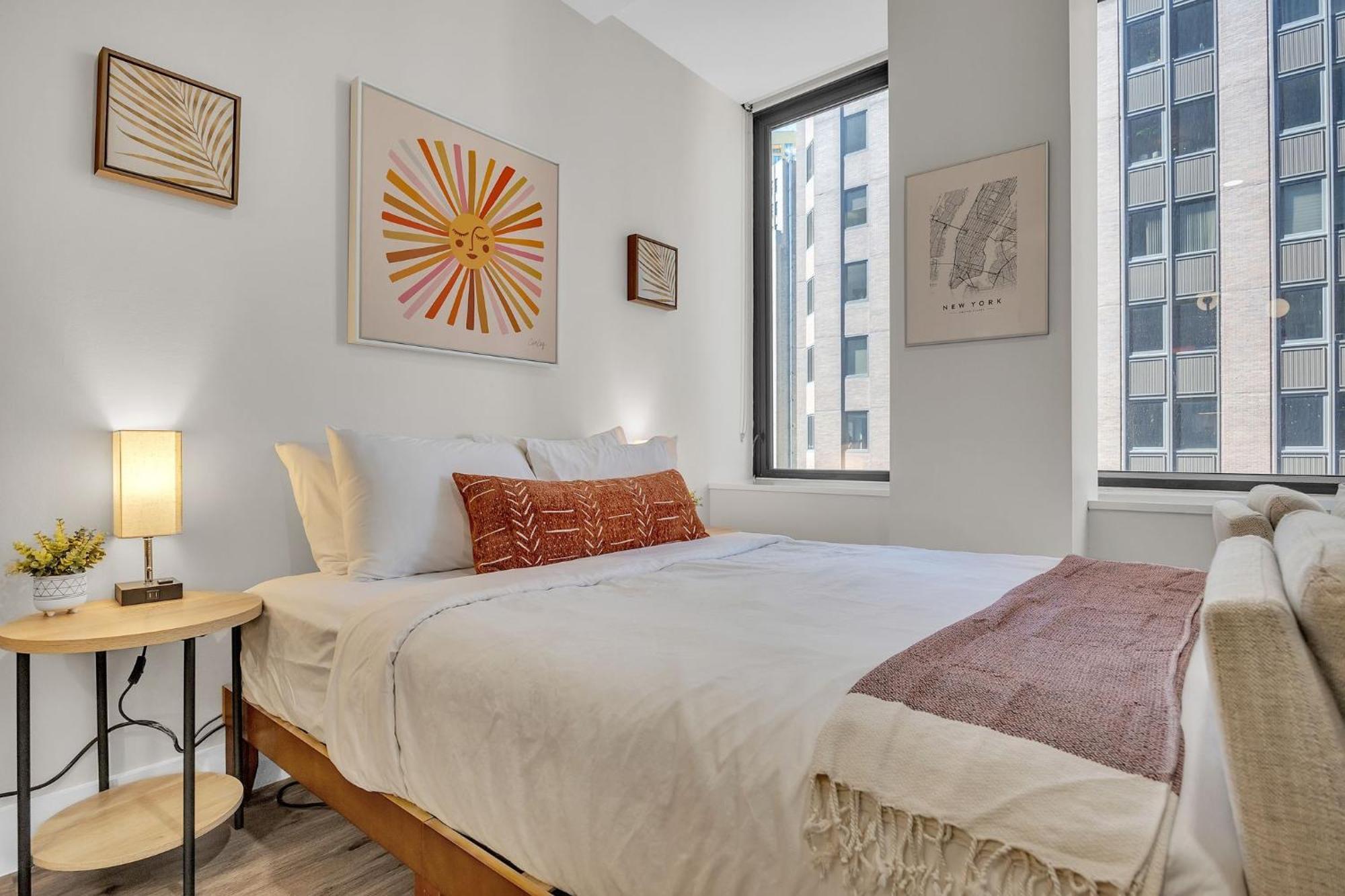 Apartment Fidi W Work Setup By Anyplace - 11679 *