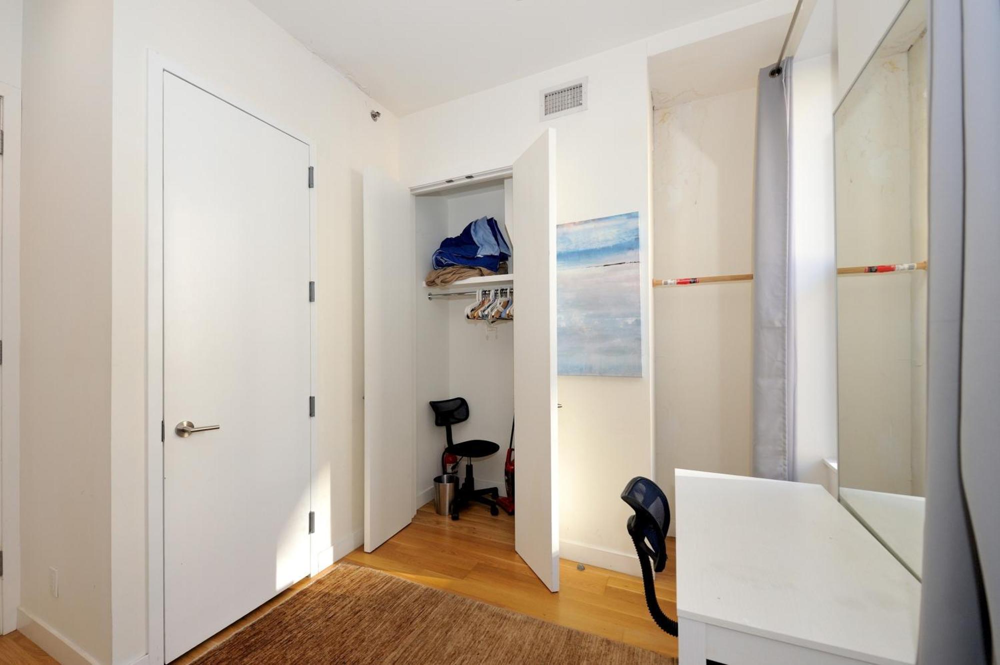 Time Square Vicinity- Luxury 2br 2ba Nyc Apartment