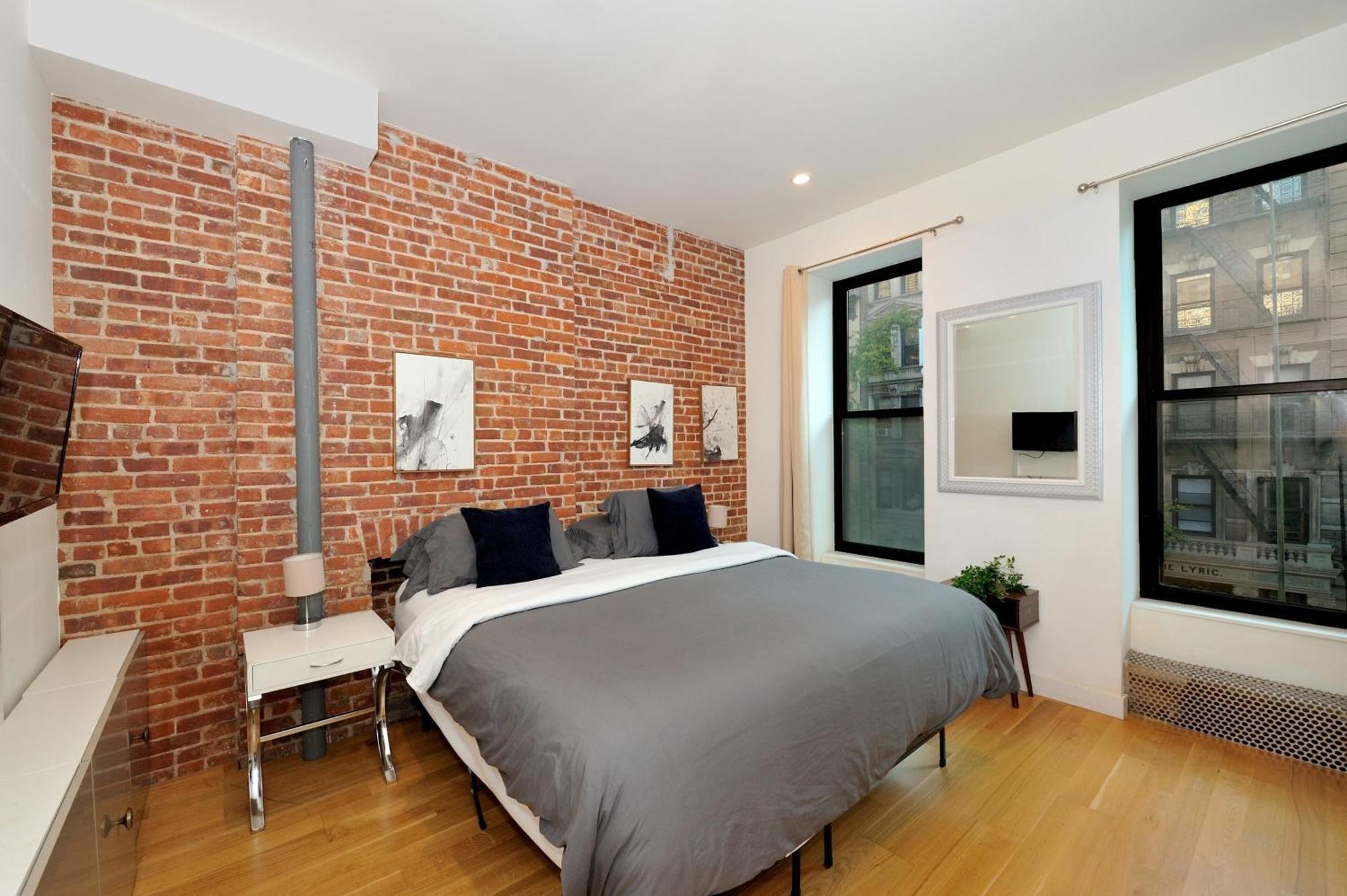 Time Square Vicinity- Luxury 2br 2ba Nyc Apartment