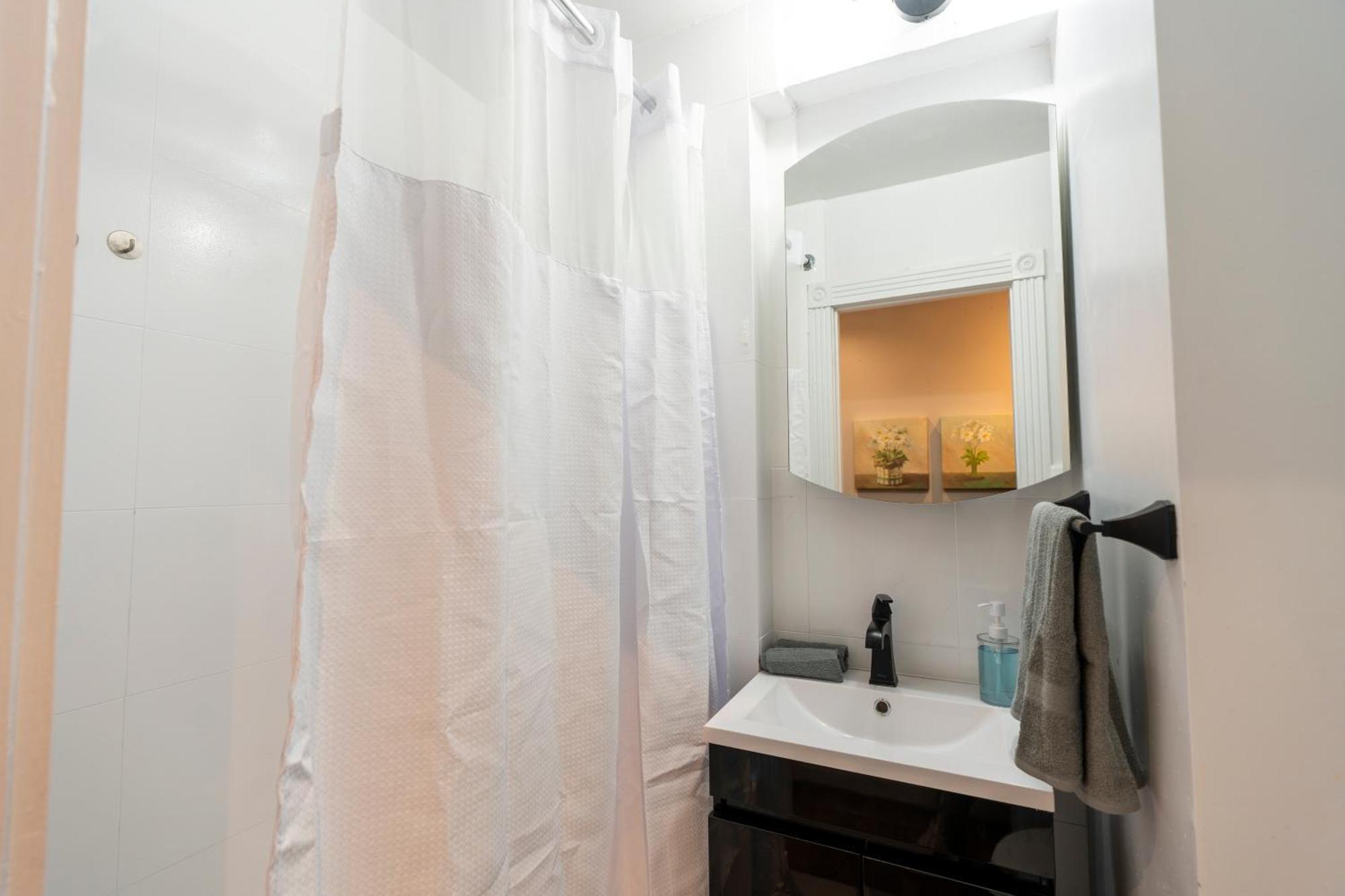 Prestige Gramercy Park Apartment *