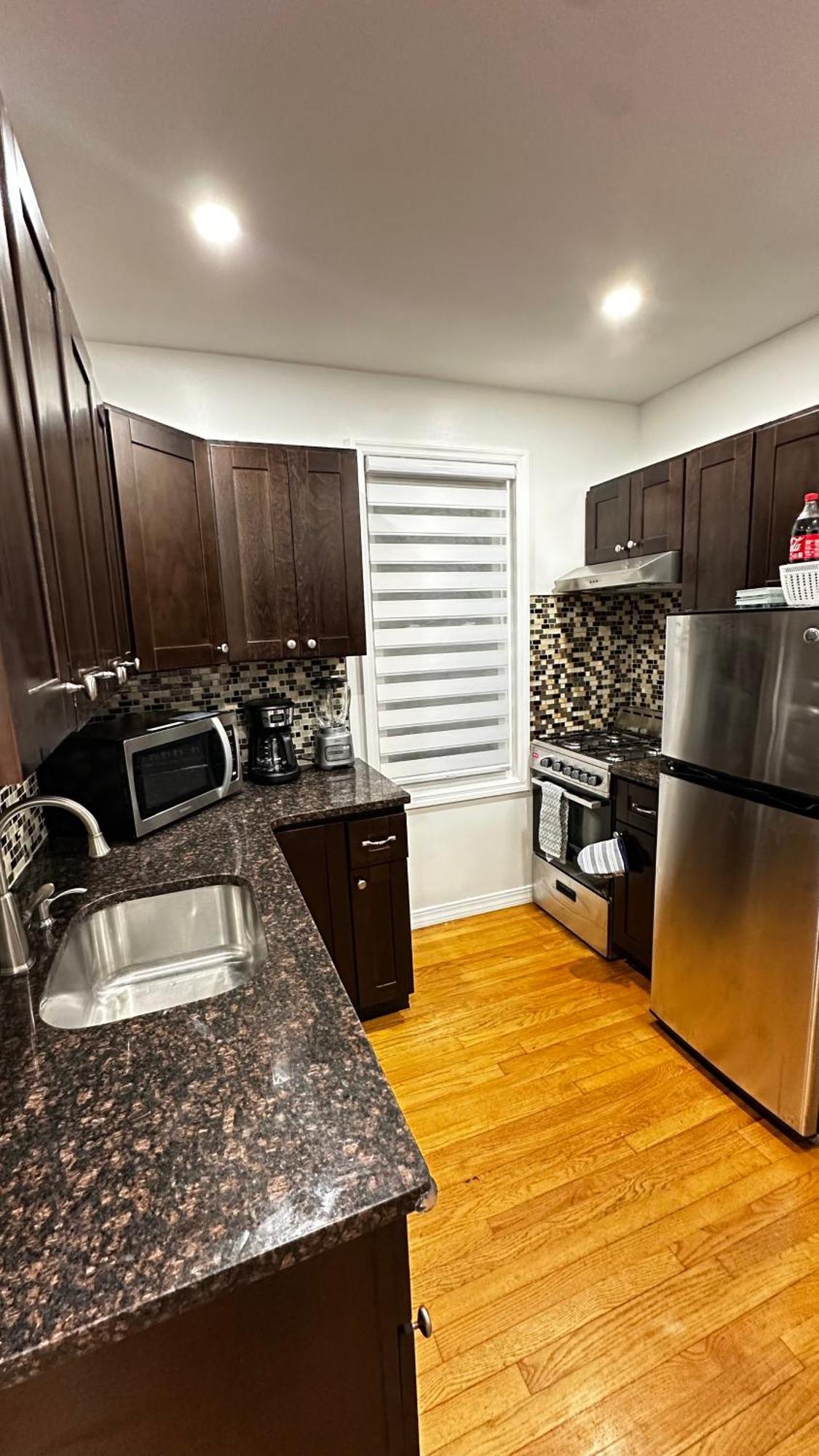 Apartment Cozy 2-person Near Jfk Airport & Shopping Area New York