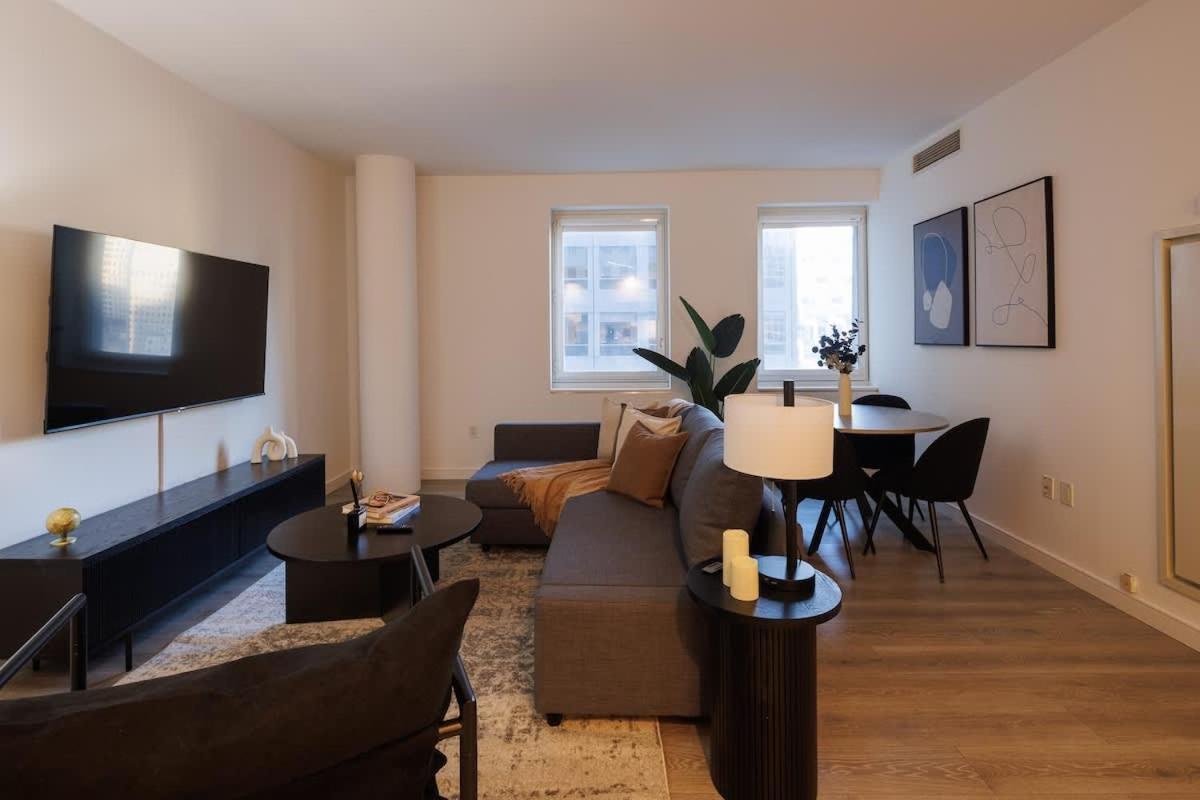 Elegant Nyc Haven Walk To Broadway *