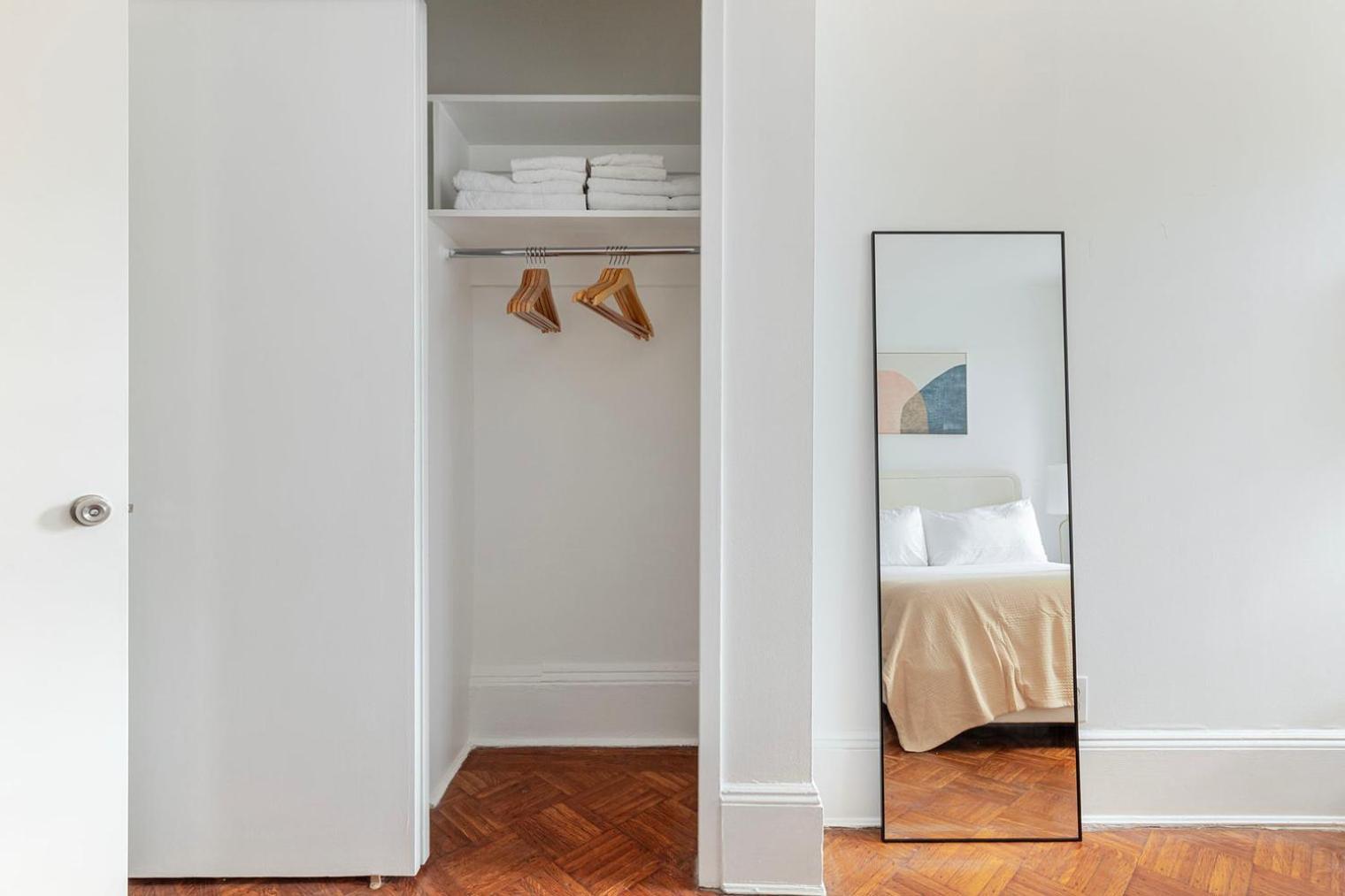 Apartment Blueground Alphabet Washer Nr Tompkins Square Park Nyc-2161