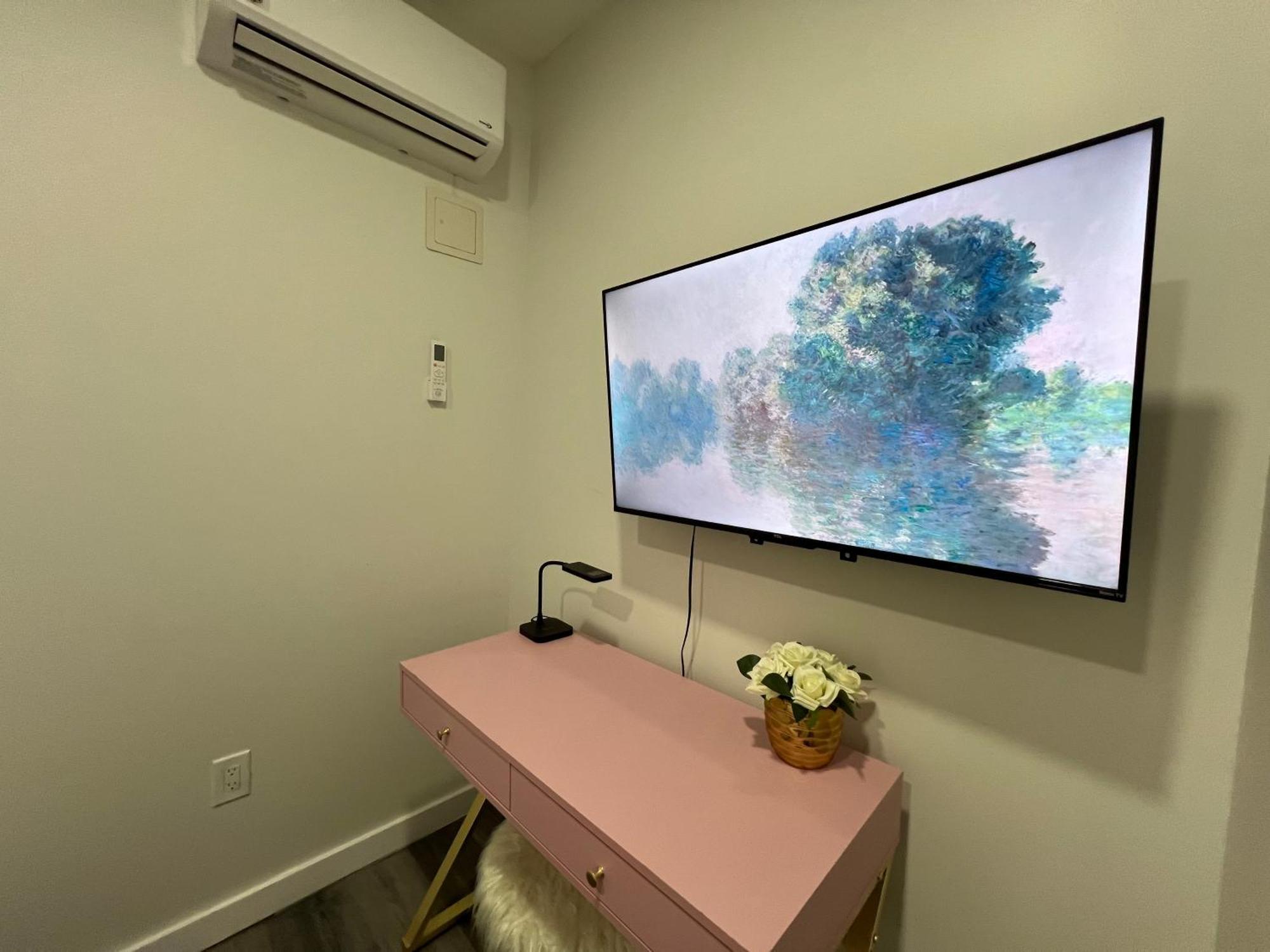 Vibehaus Midtown Apartment