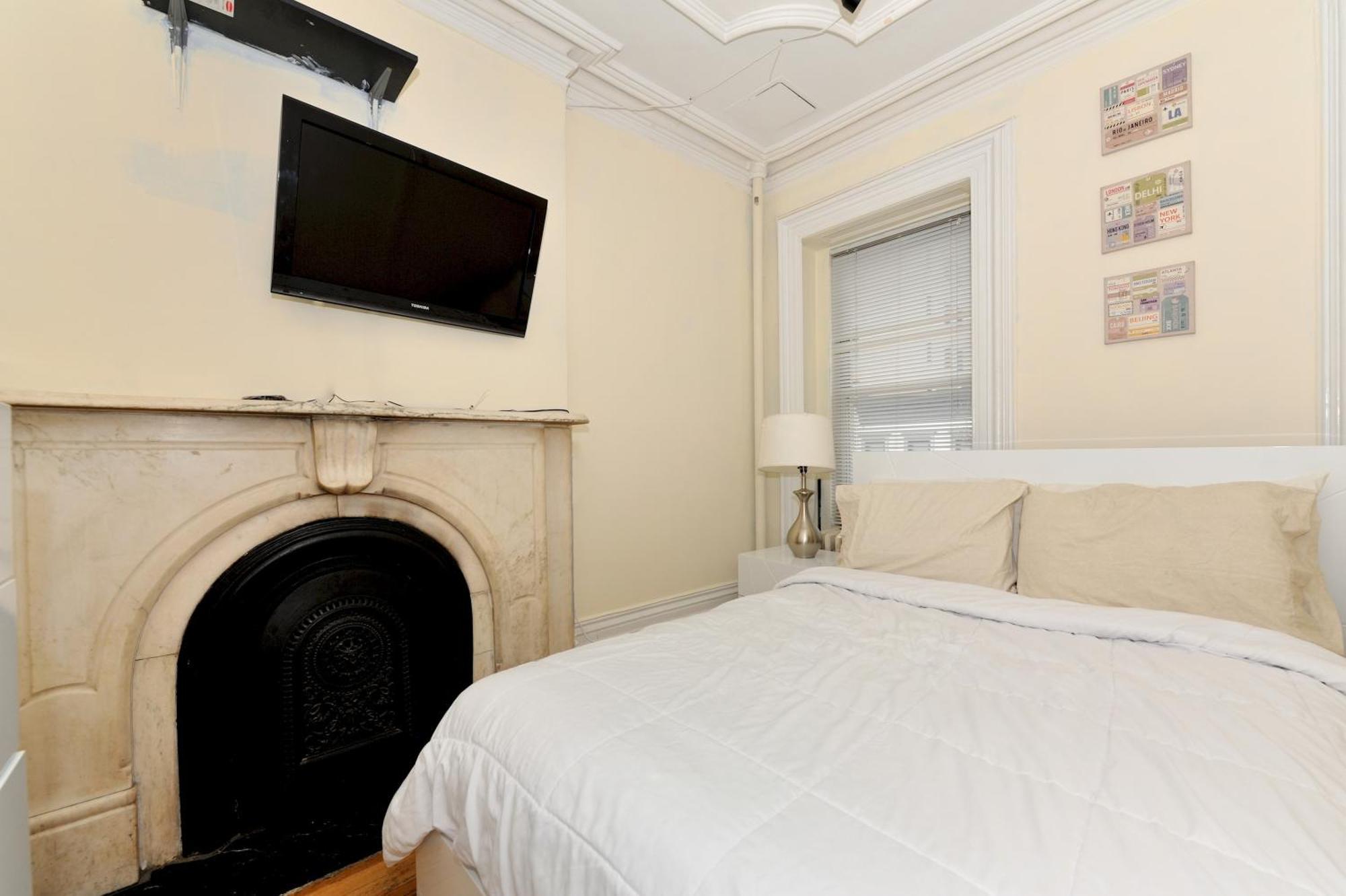 Apartment Comfy 3 Bedroom 1 Bath In Nyc *