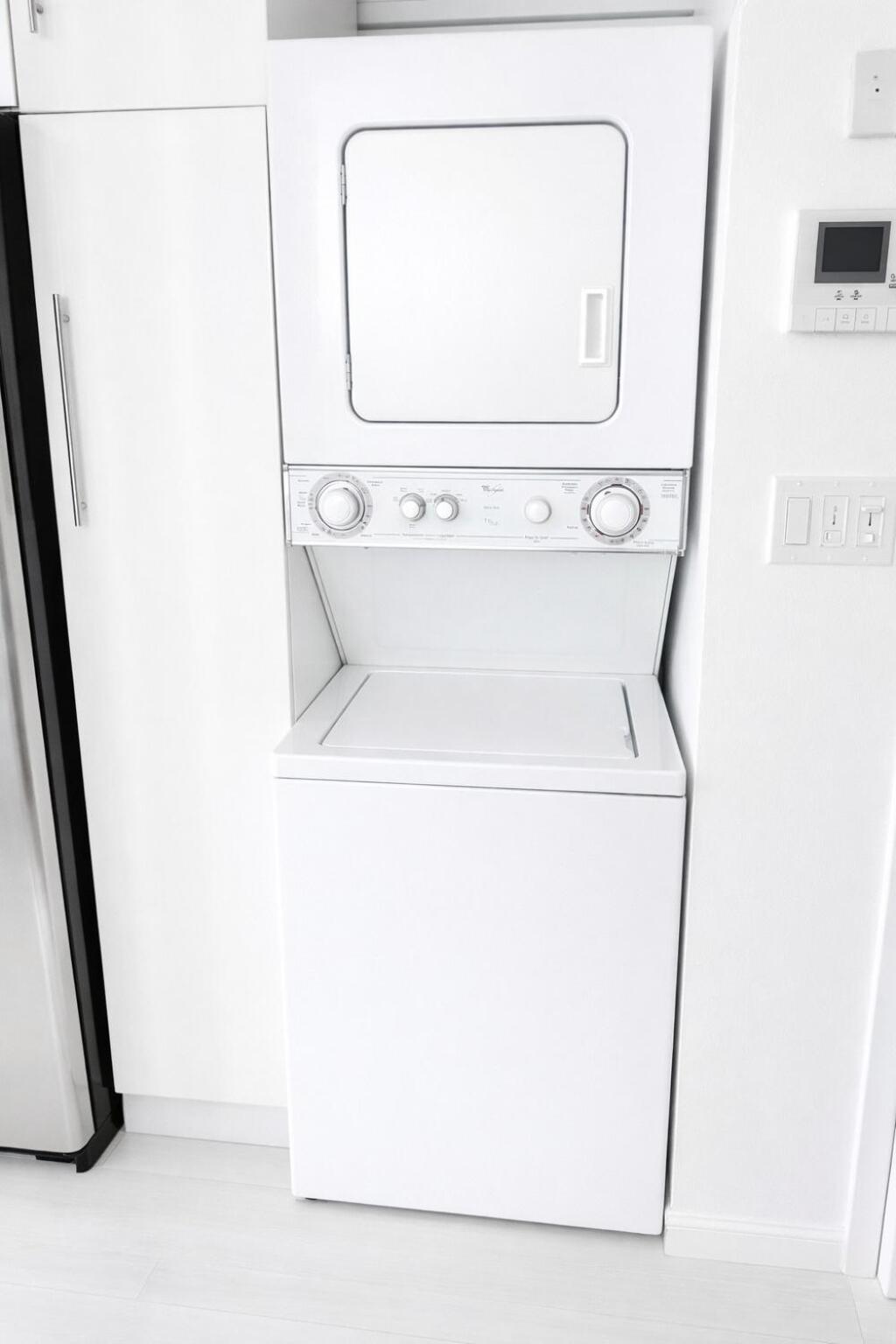 Bright And Spacious Apt, W&d In Unit - Monthly Apartment New York