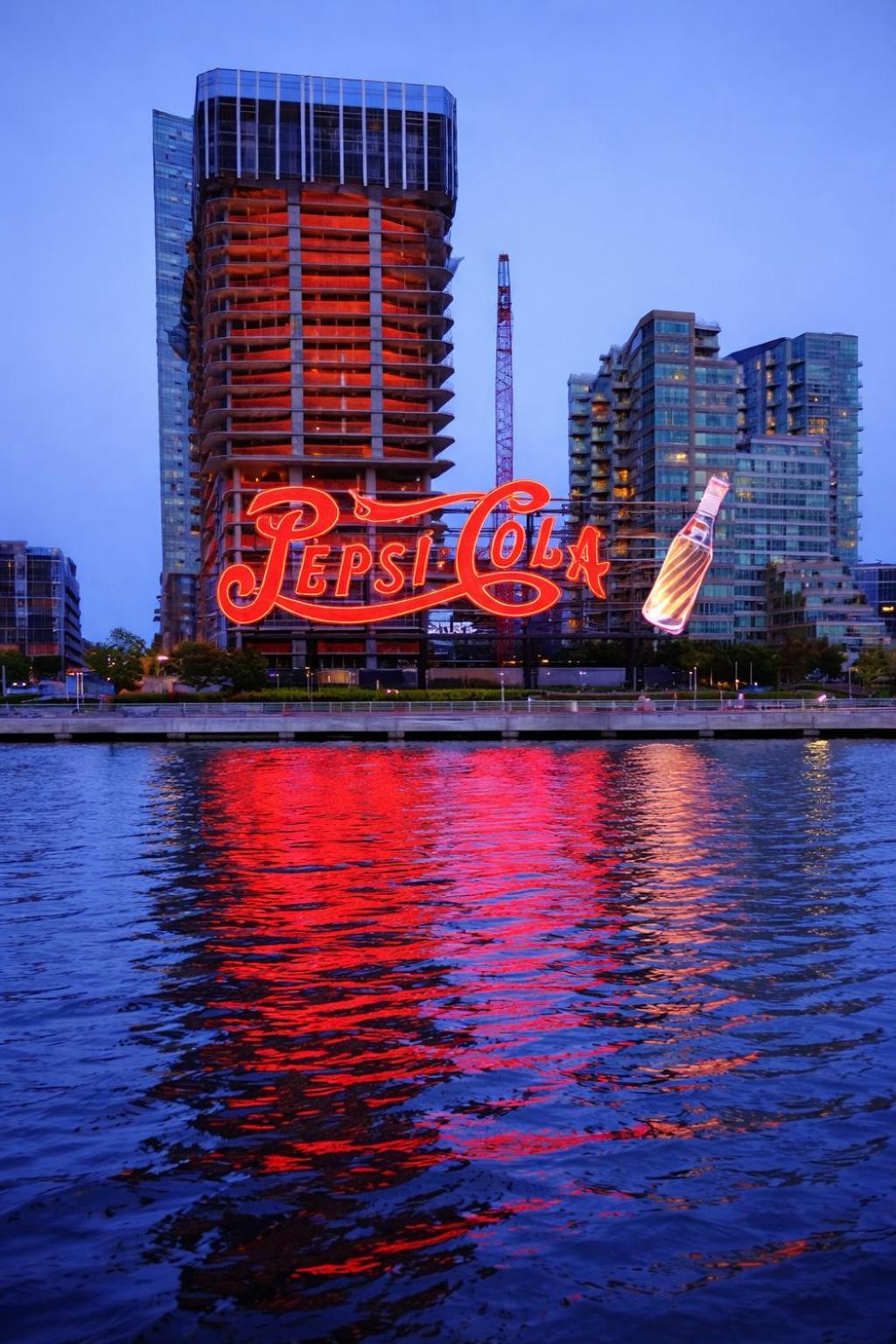 Apartment In A 2 Bedrooms Long Island City, Kitchen And Bathroom Shared With Very Host