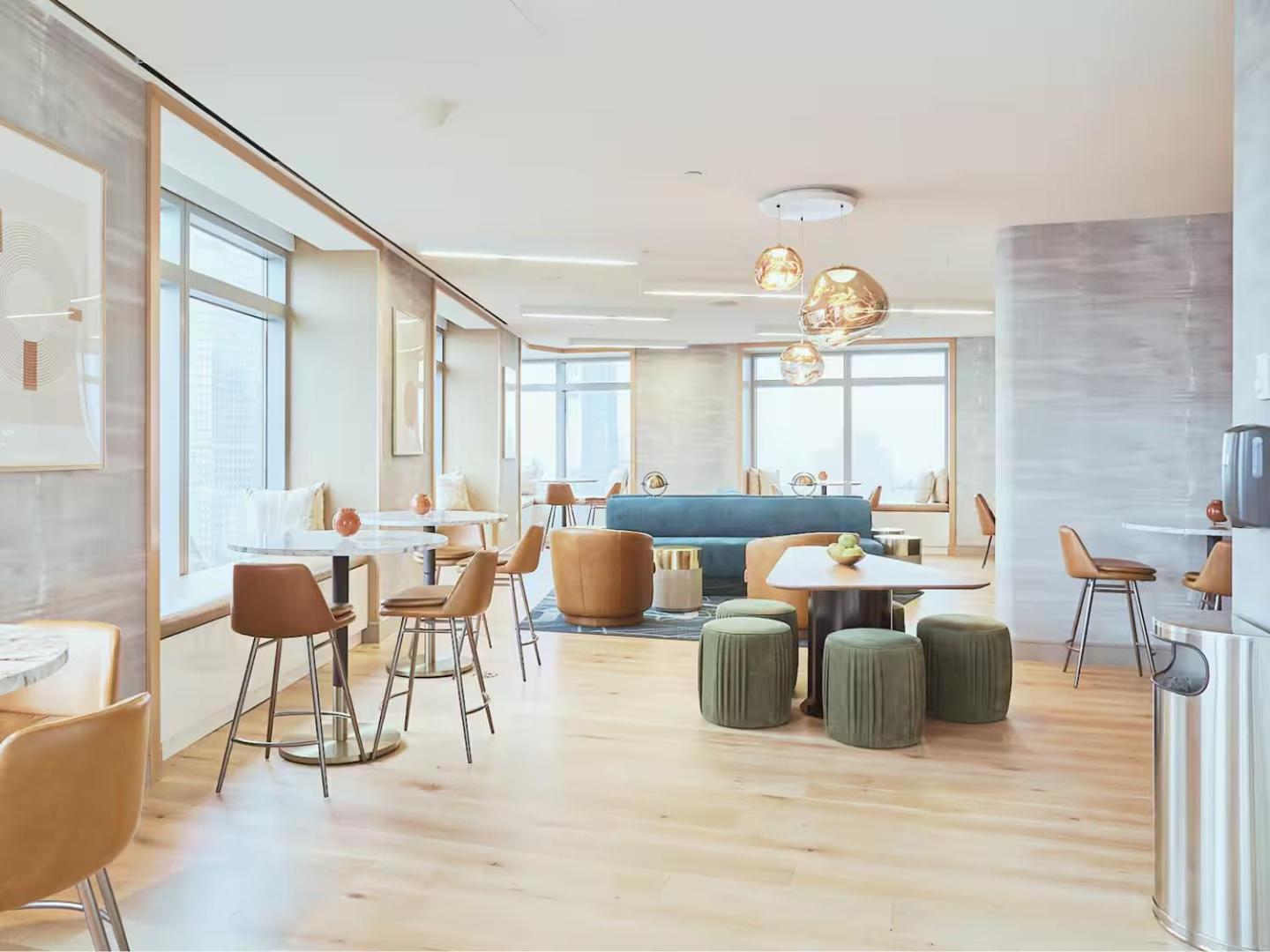 W Apartment *