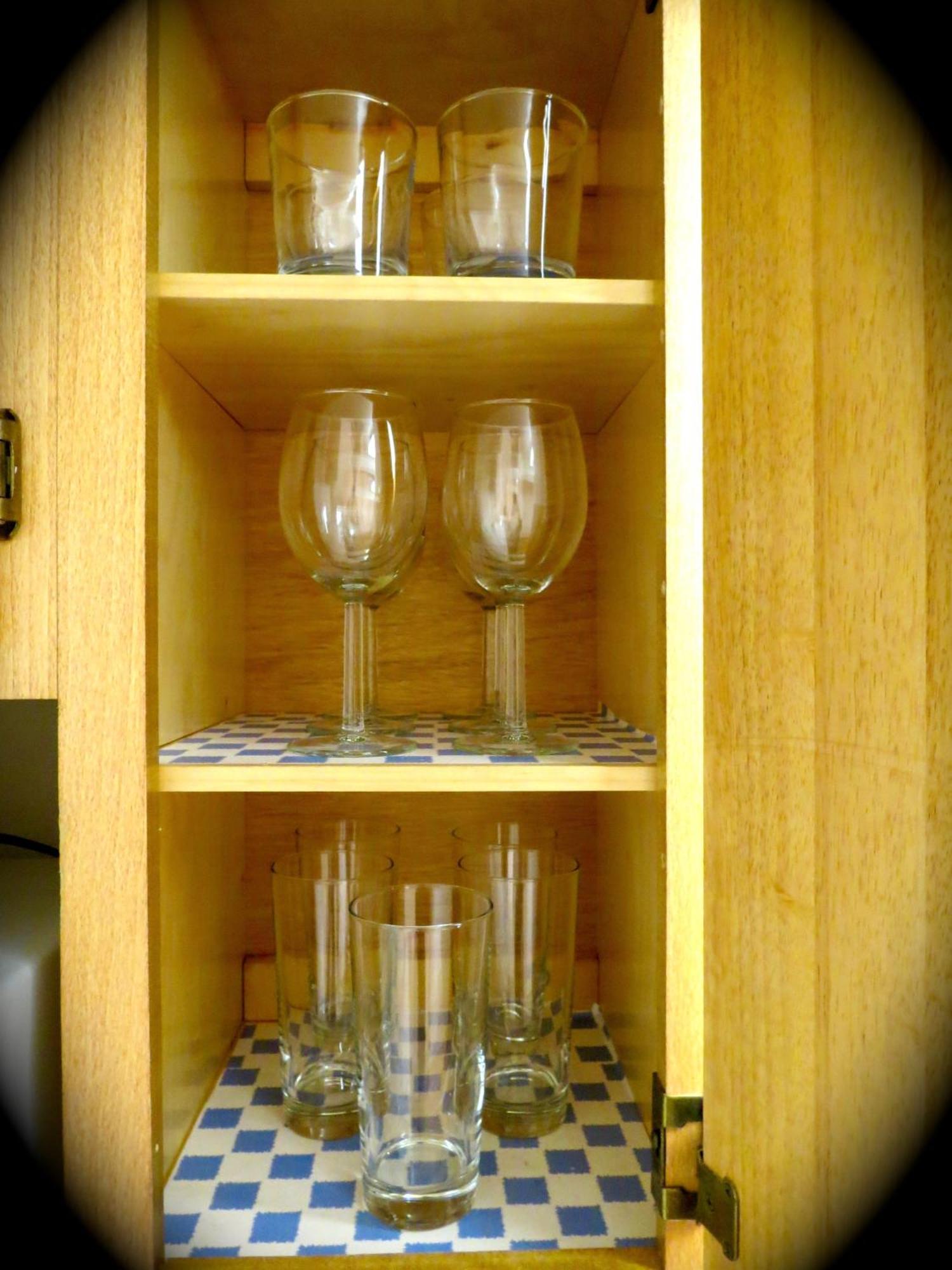 Rated 1br - Lenox 127 *