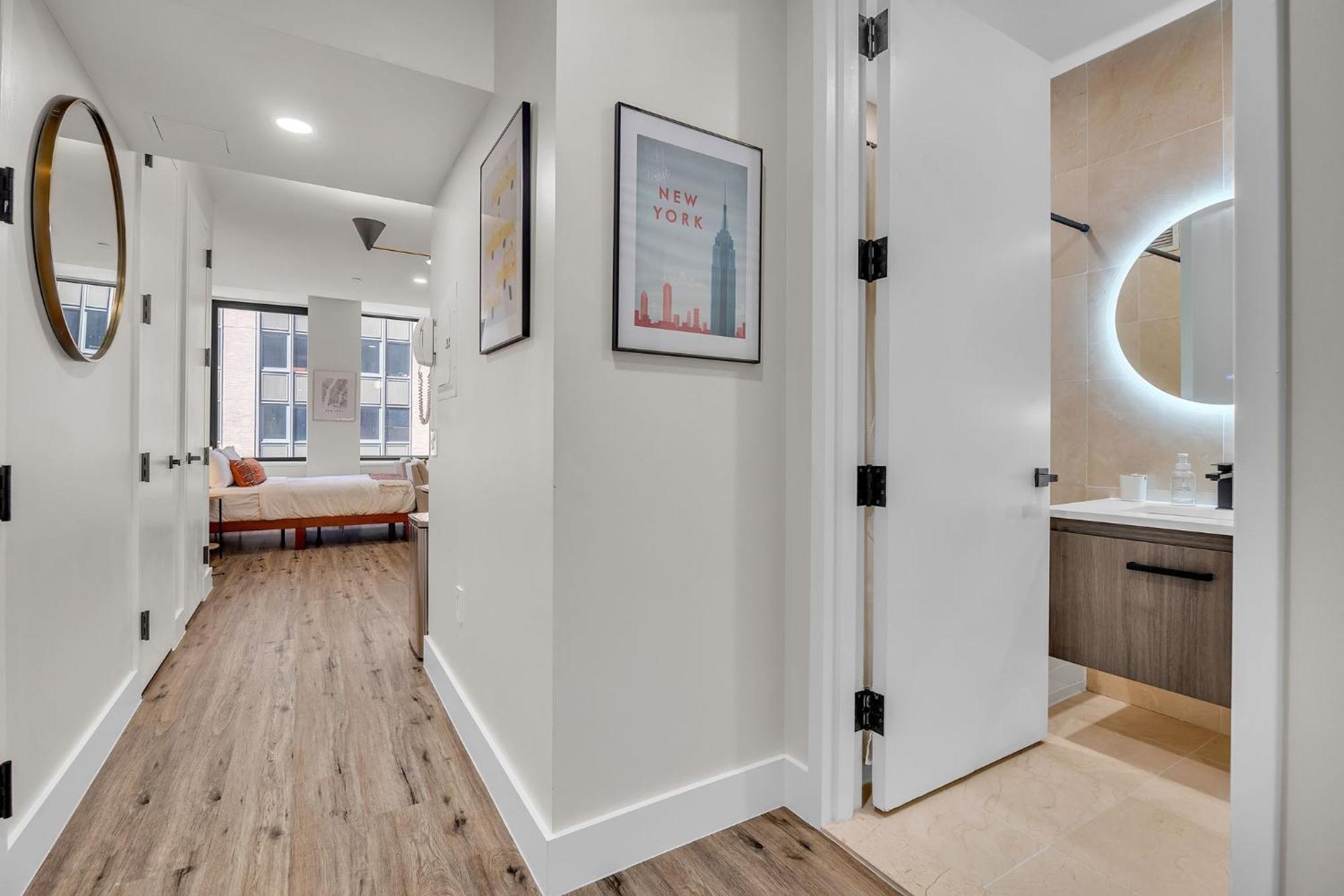 Fidi W Work Setup By Anyplace - 11679 Apartment *