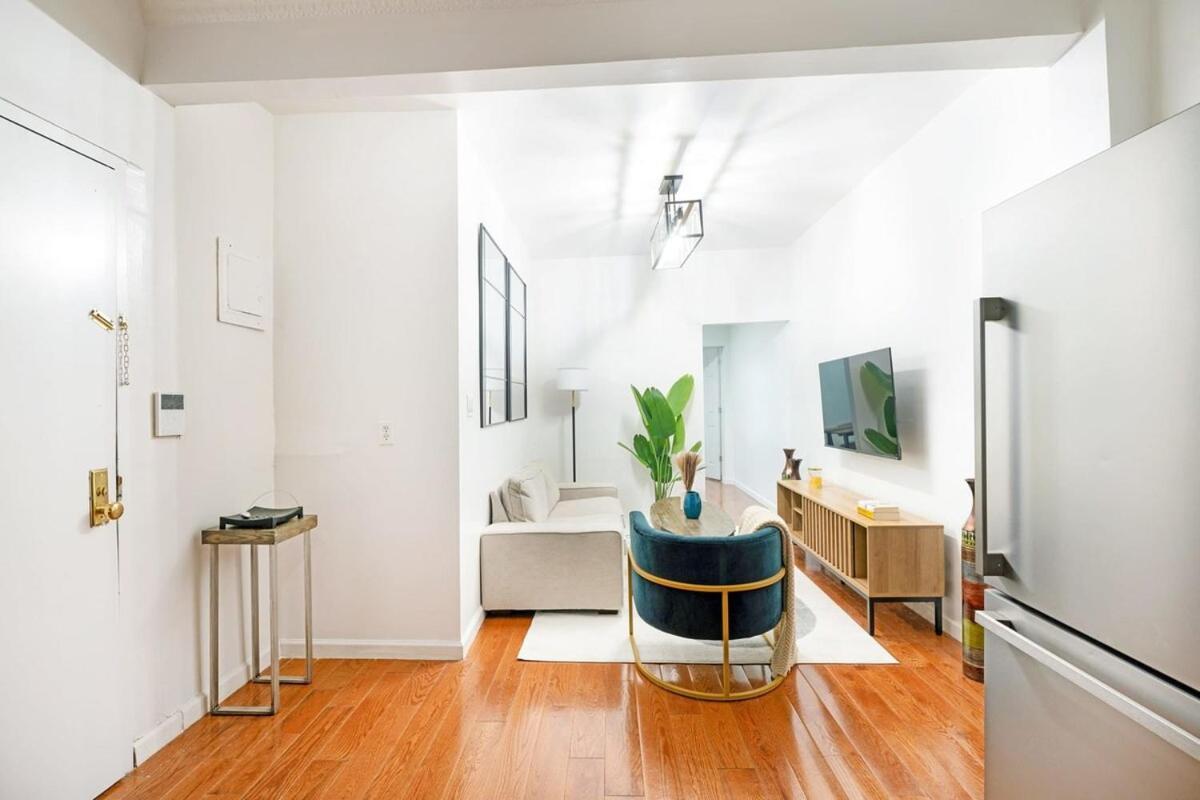 Apartment Prime Location 1br Newly Furnished