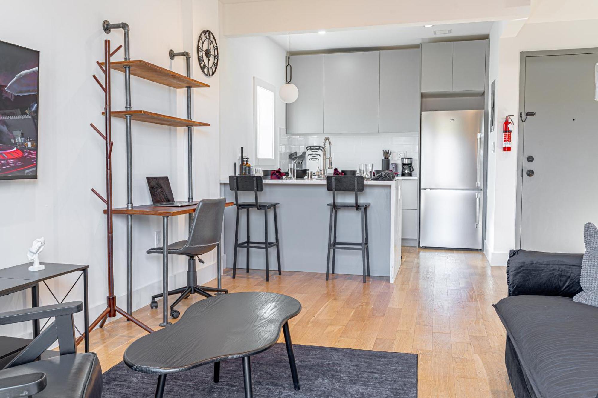 Apartment Bushwick Industrial1br With Balcony *