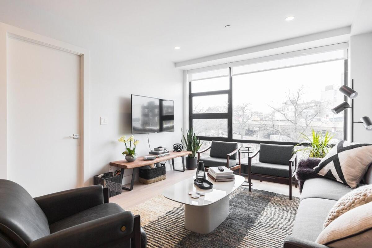 Stylish Williamsburg One Bedroom Near Manhattan Apartment