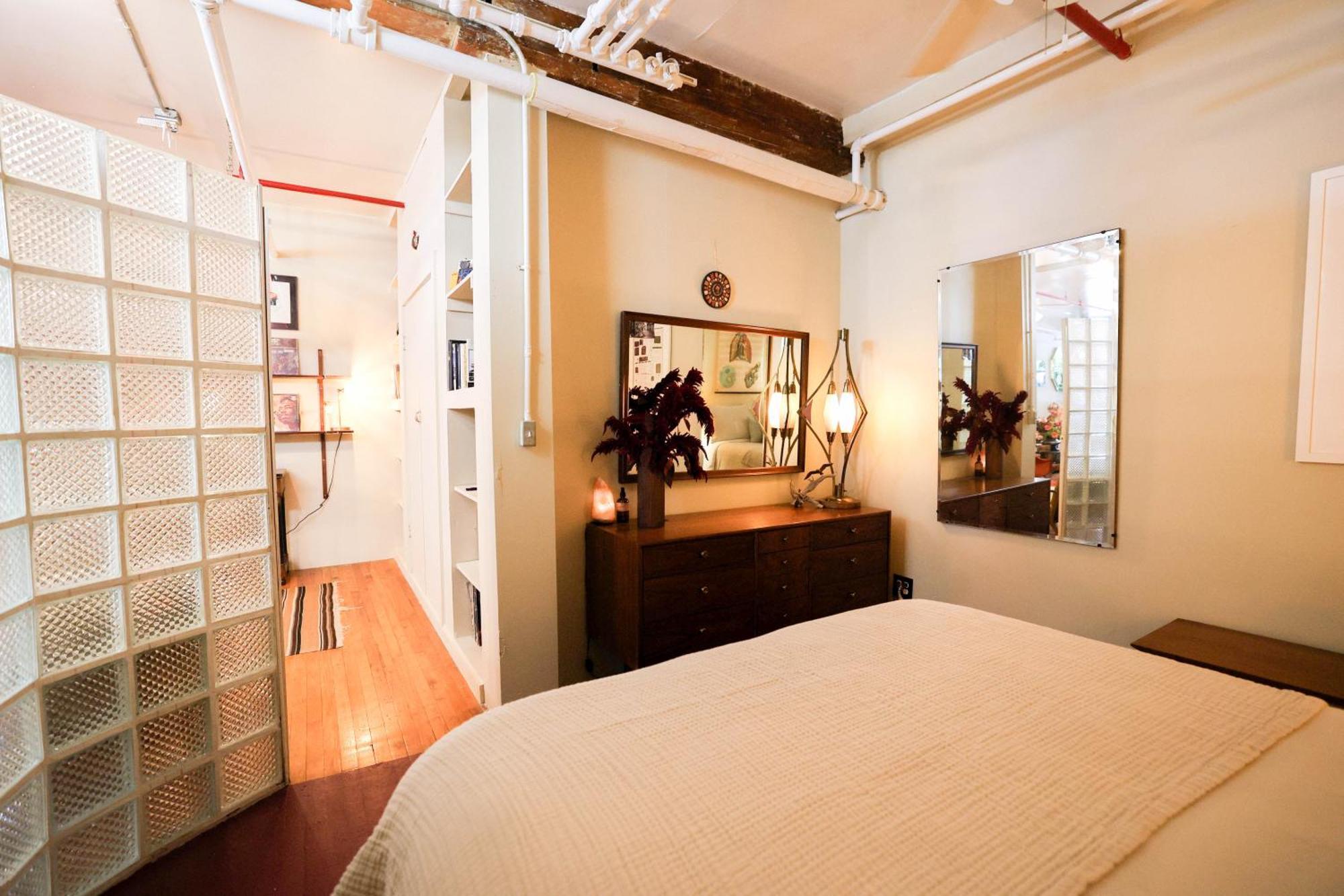 Apartment Artistic Vintage Loft In Williamsburg *