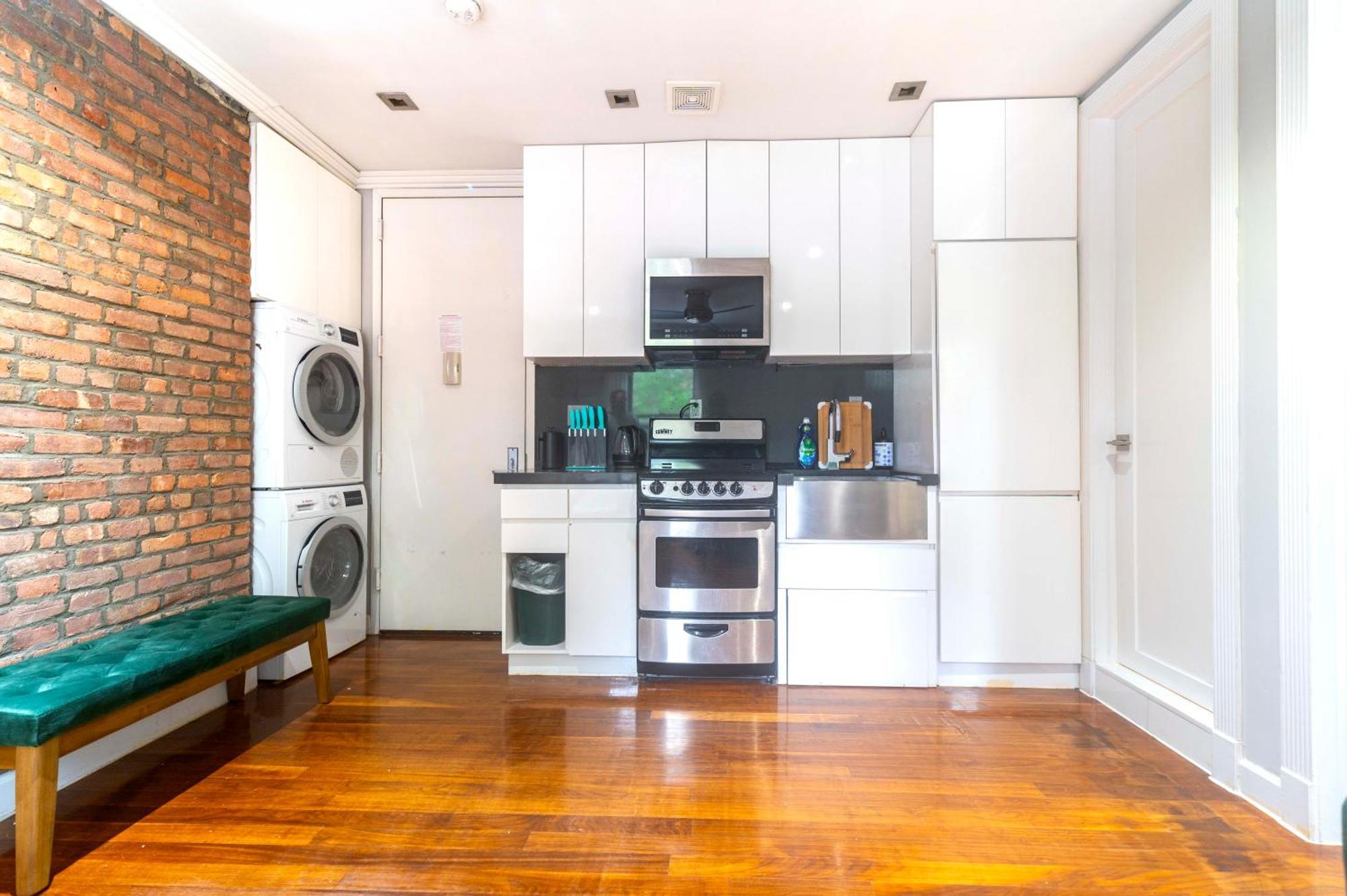 New2 York Stylish 2br In Manhattan Apartment *