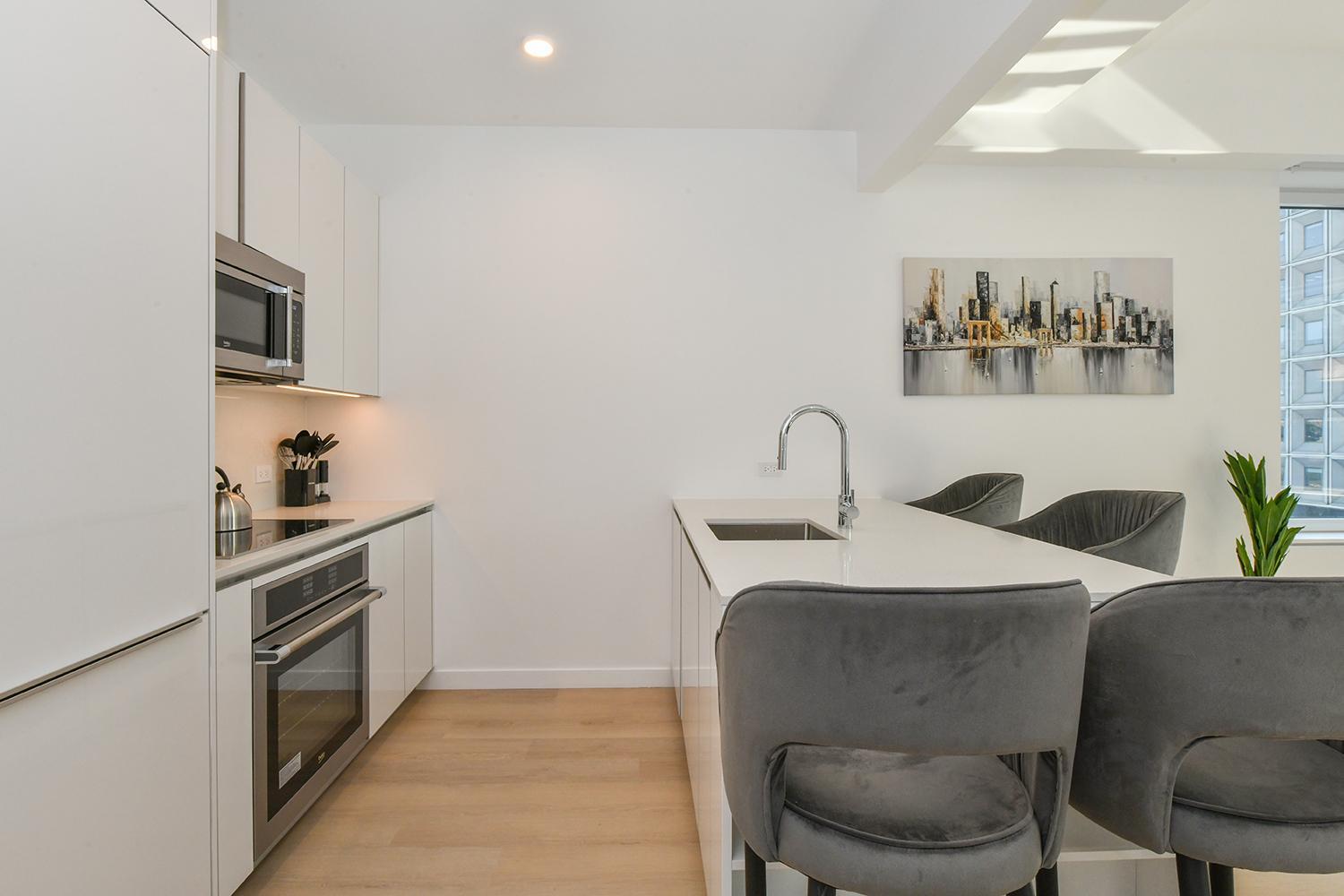 Contemporary Luxury 3br 2ba Downtown Nyc