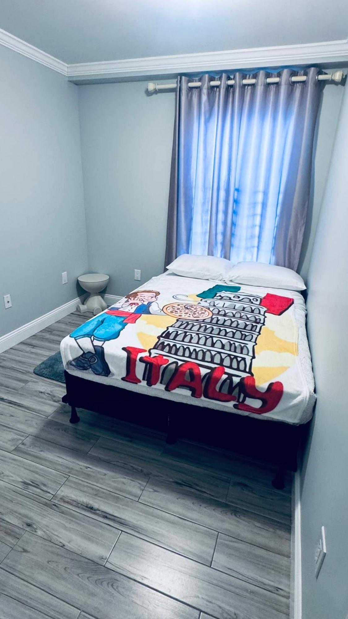 Explore Jfk Apartment *