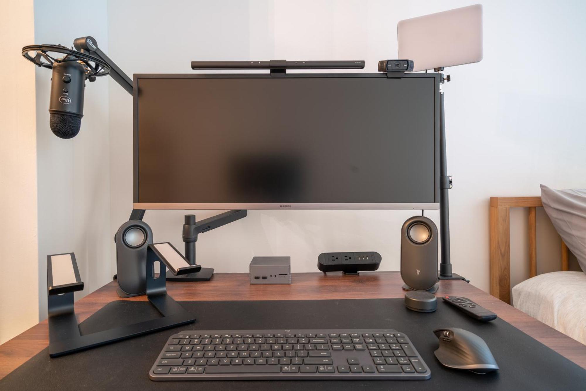 Fidi W Work Setup By Anyplace - 10254 Apartment