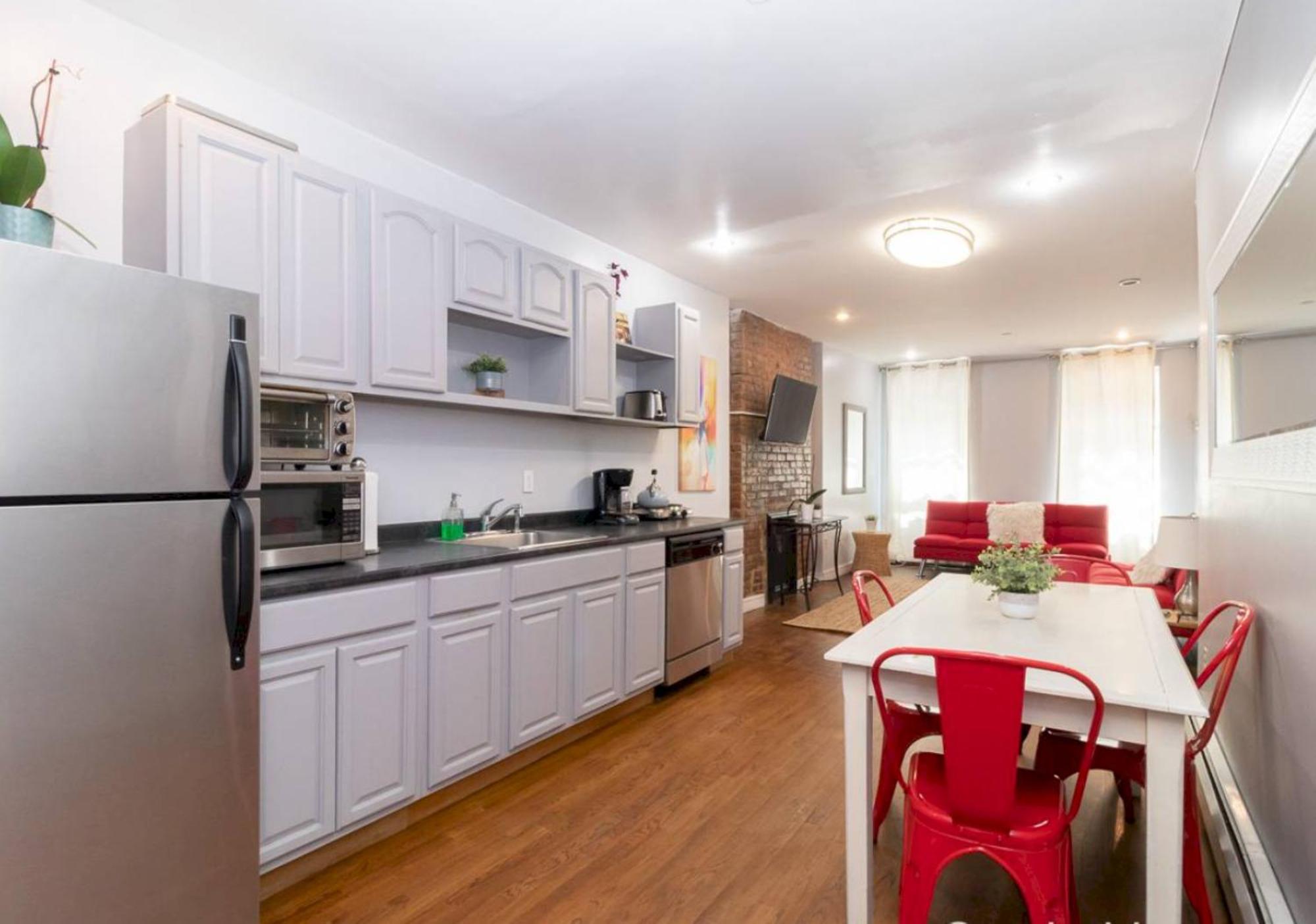 Apartment Bright And Beautiful 3 Bedroom Midtown West New York