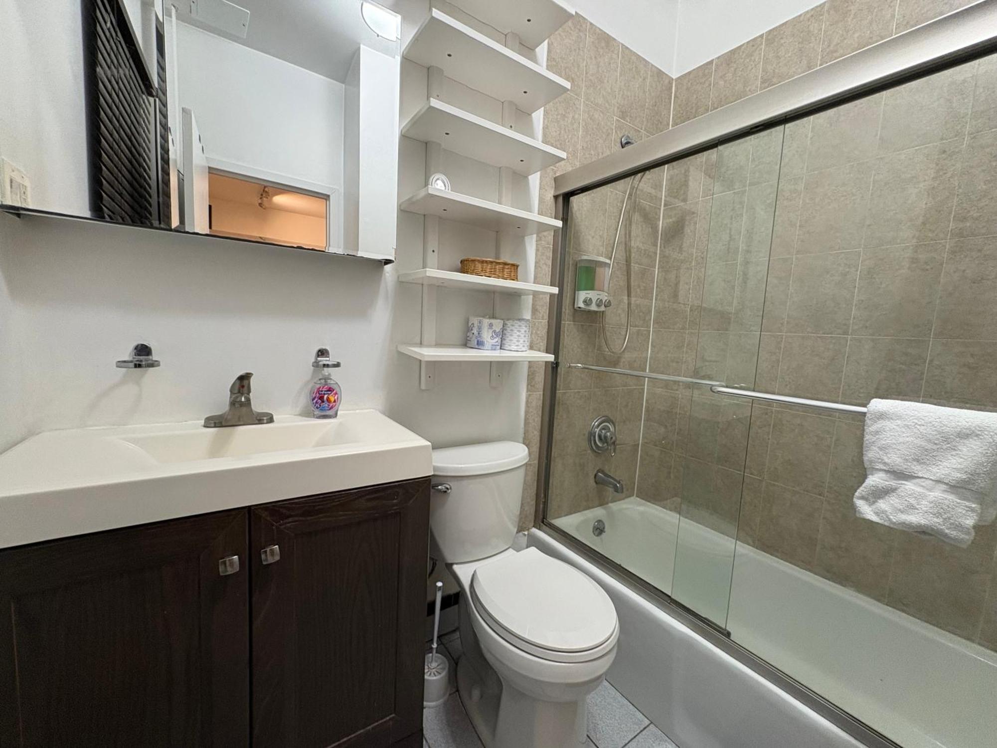 Hudson Crown Apartment