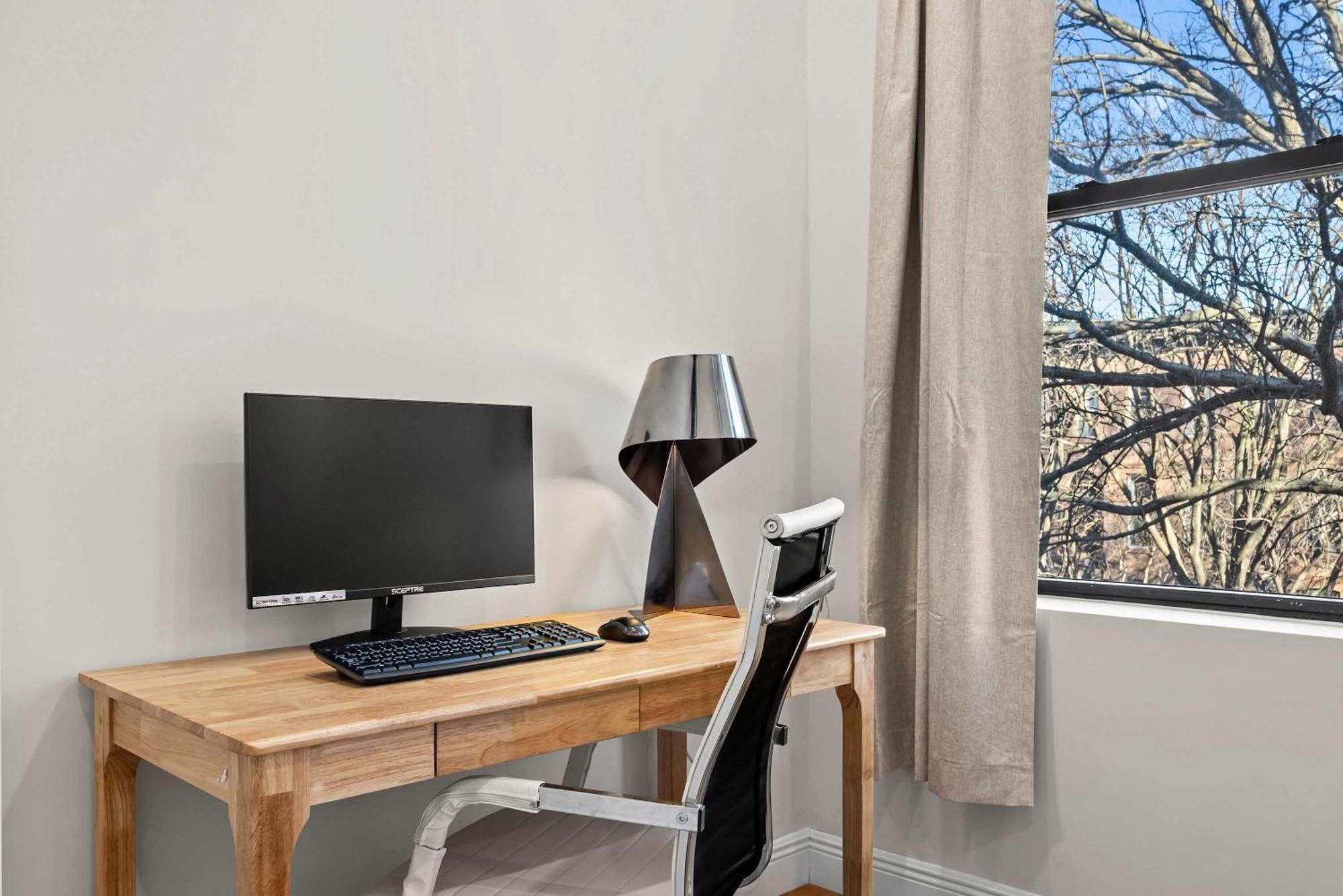 Carroll Place Ii - Bright 3br Carroll Gardens