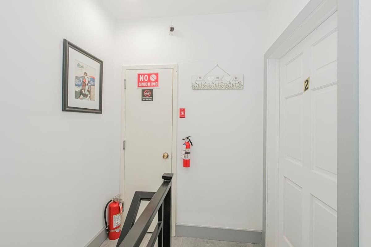 Spacious 3br With Quick Manhattan Access And Free Parking New York