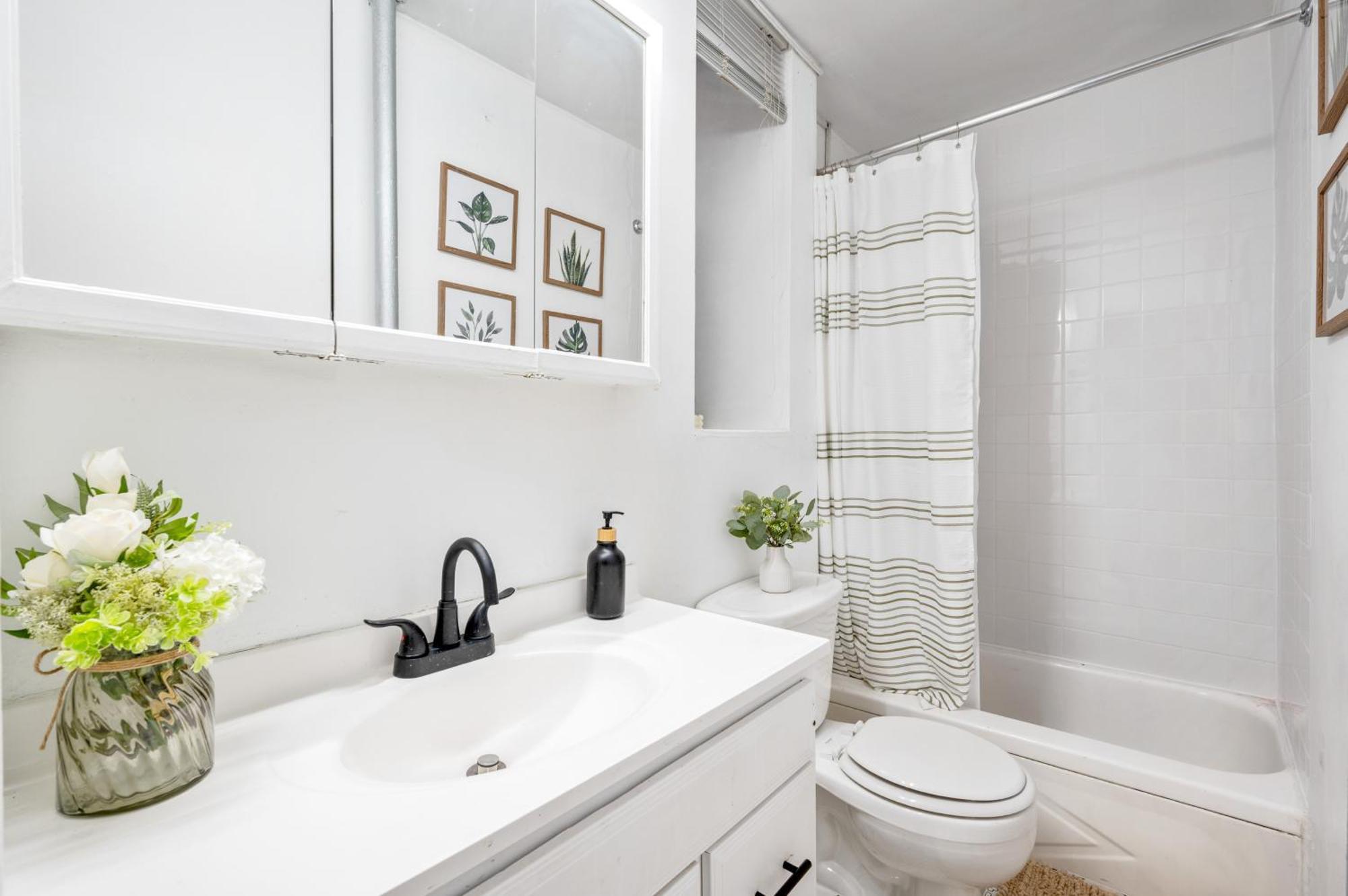 Apartment Bright And Beautiful 3 Bedroom Midtown West