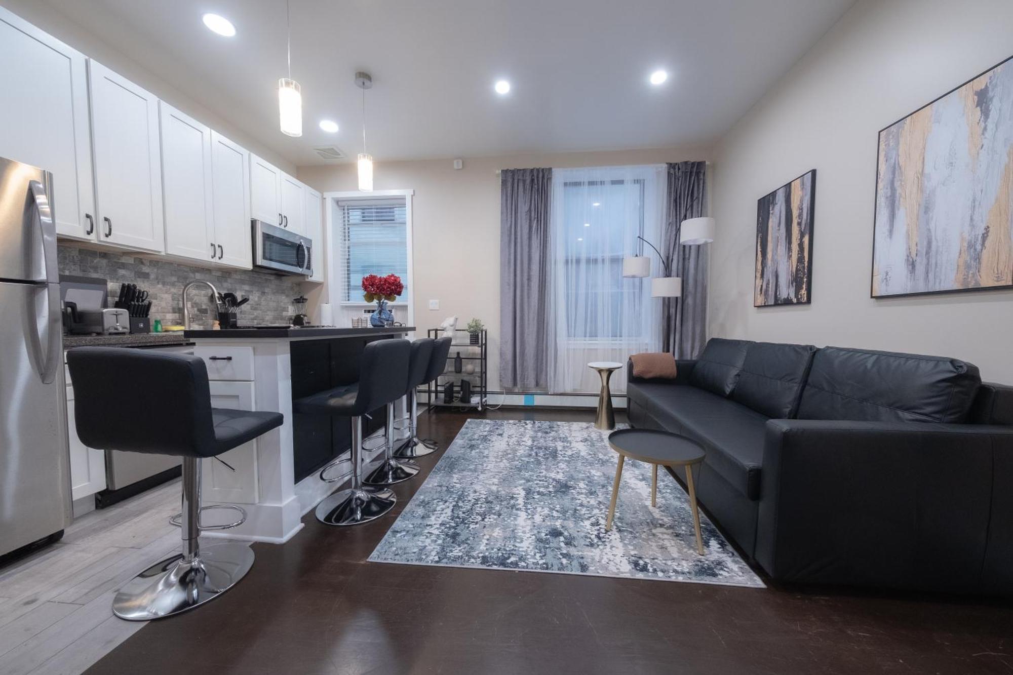Brand New 3br 2ba Next To Park, Elevator Apartment