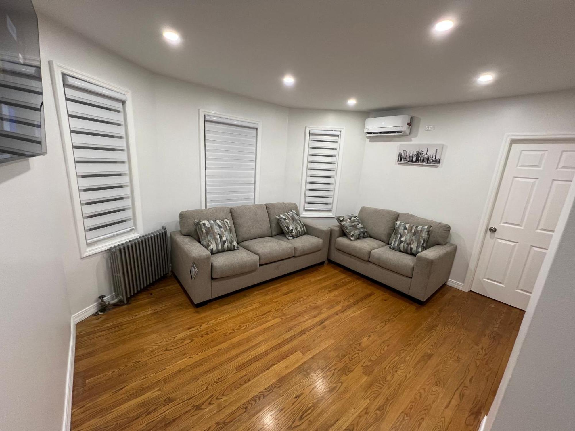 Cozy 2-person Near Jfk Airport & Shopping Area * New York