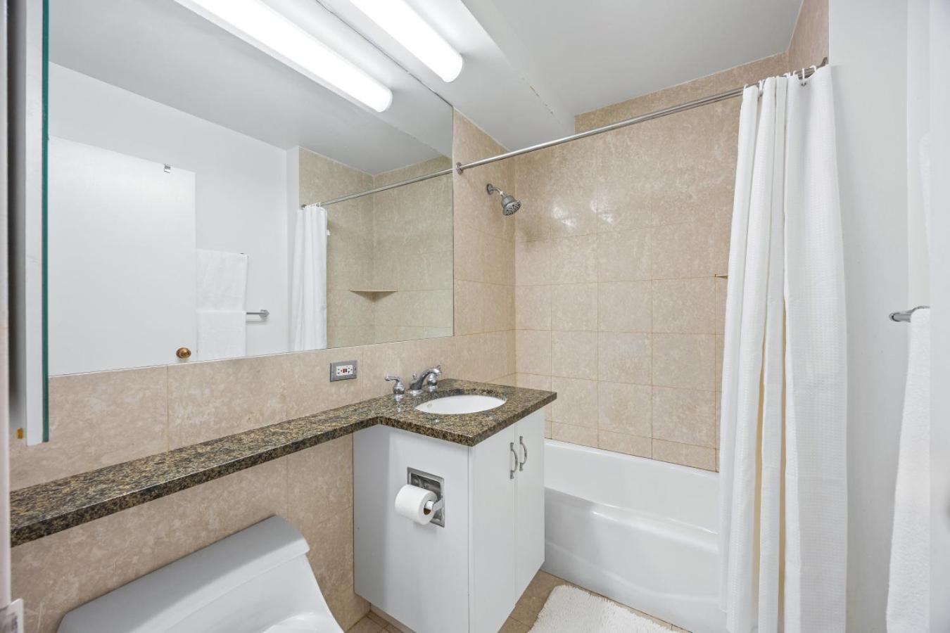 Chelsea 1br In Shared With Laundry And Rooftop