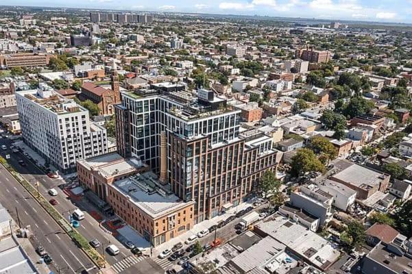 1 Bedroom In Luxury Building * New York