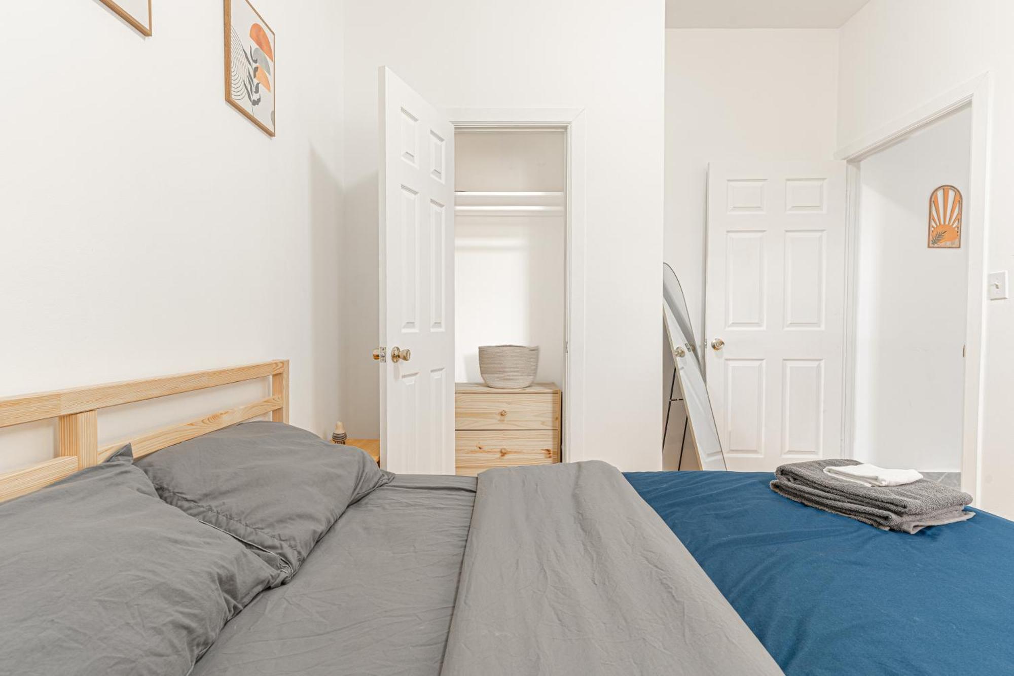 Apartment Comfy 2b Near Lga & Subway With Washer & Dryer *