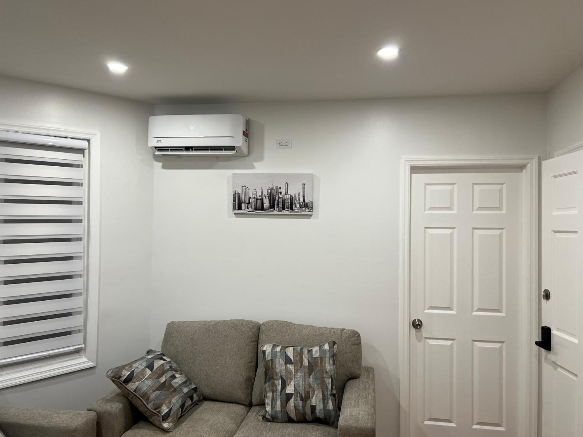 Apartment Cozy 2-person Near Jfk Airport & Shopping Area *